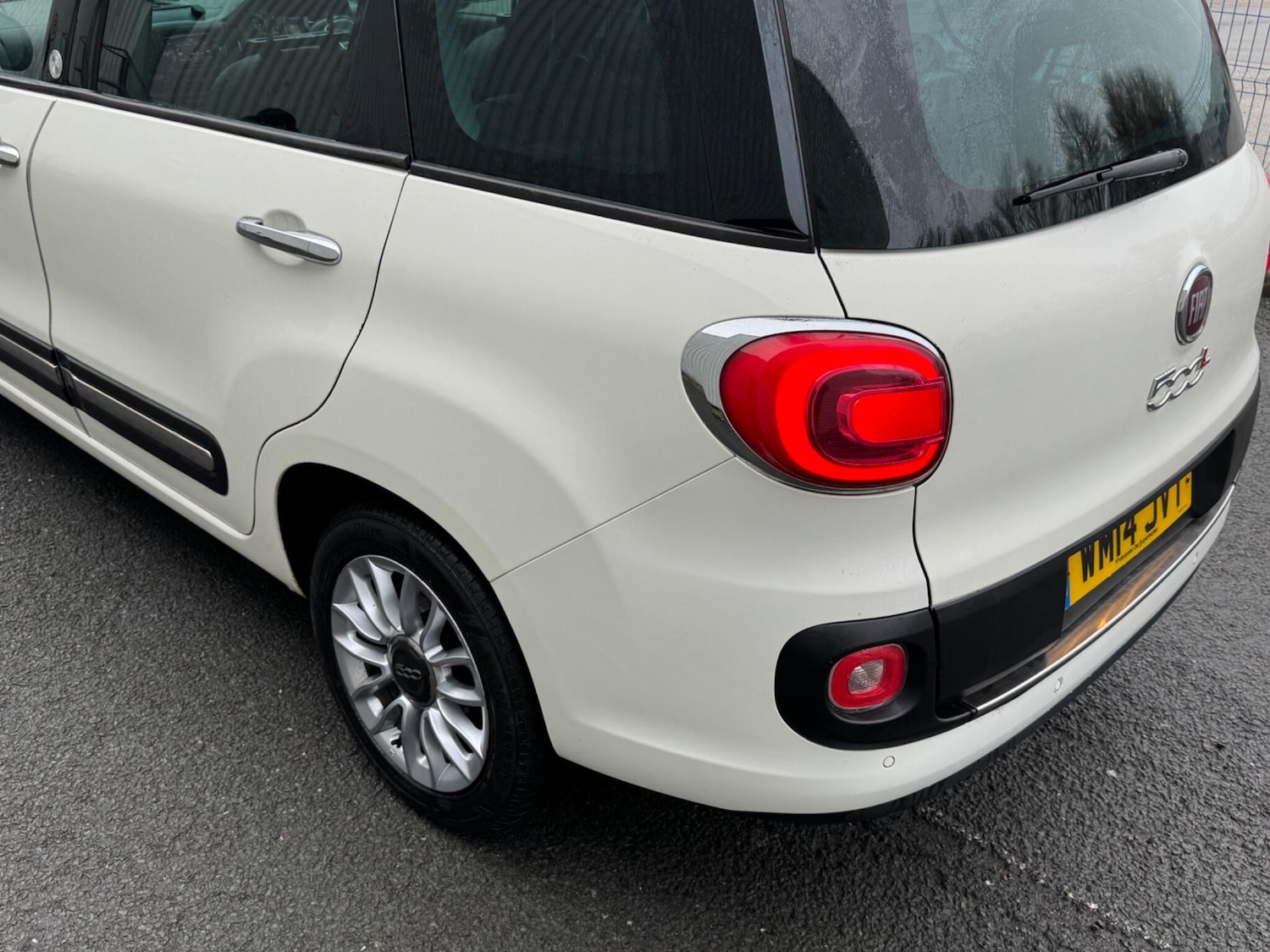 Used Fiat 500L 2014 for sale - 77320851: Photo 7