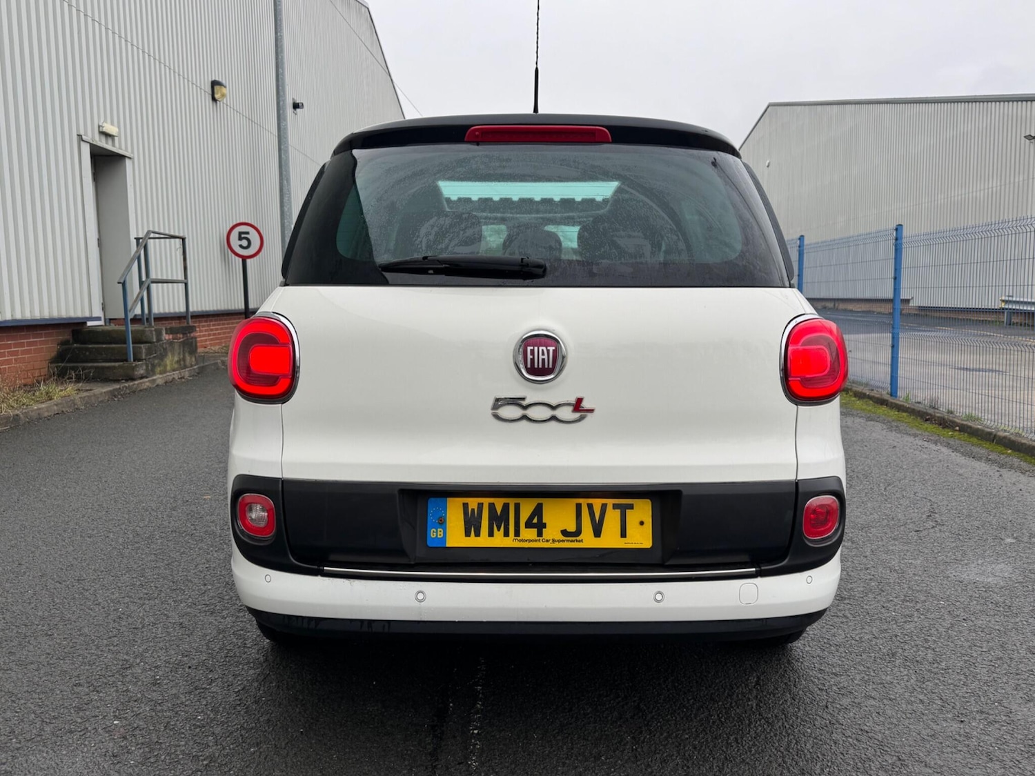 Used Fiat 500L 2014 for sale - 77320851: Photo 8