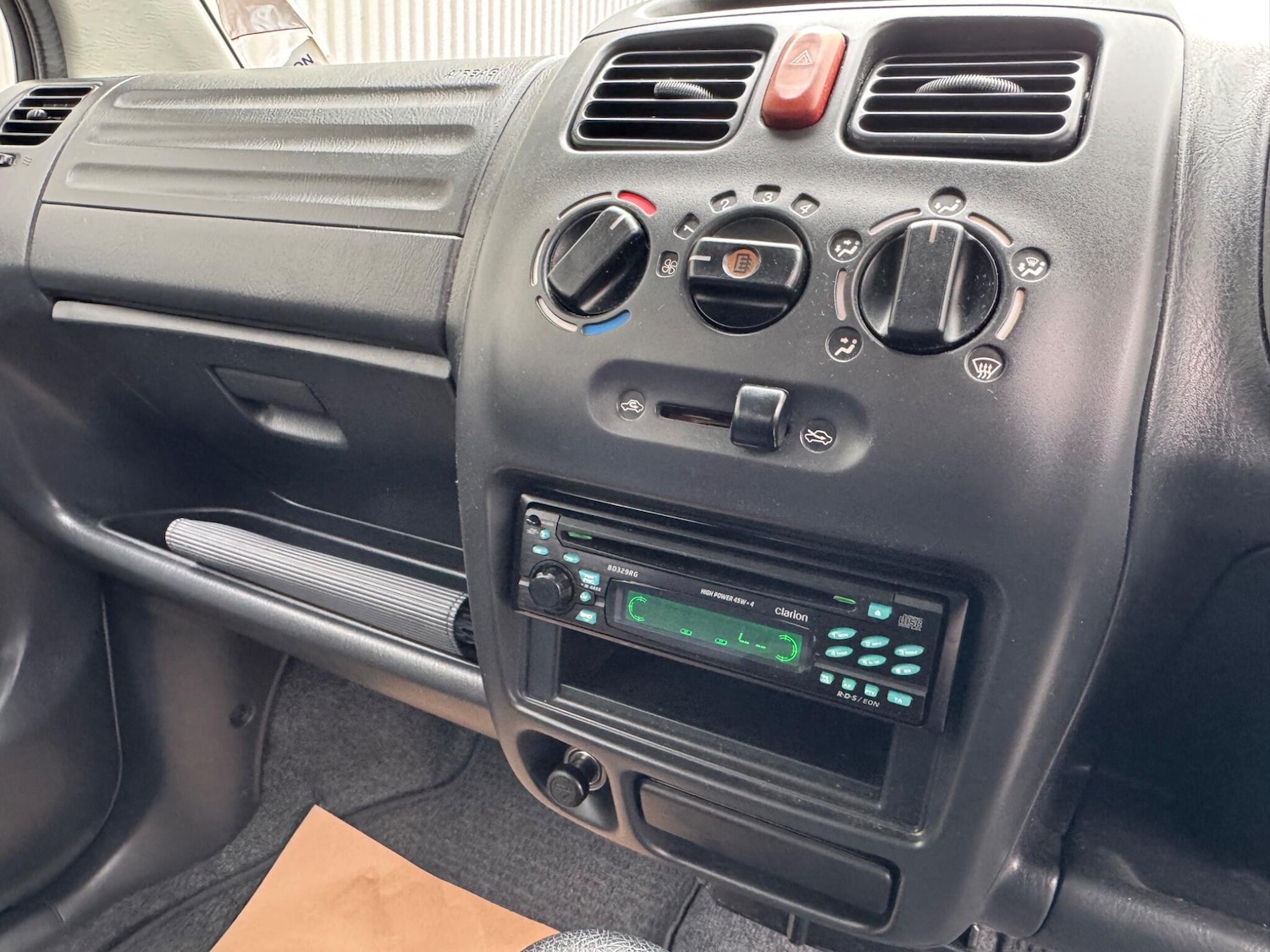 Used Suzuki Wagon R 2002 for sale - 78101327: Photo 29