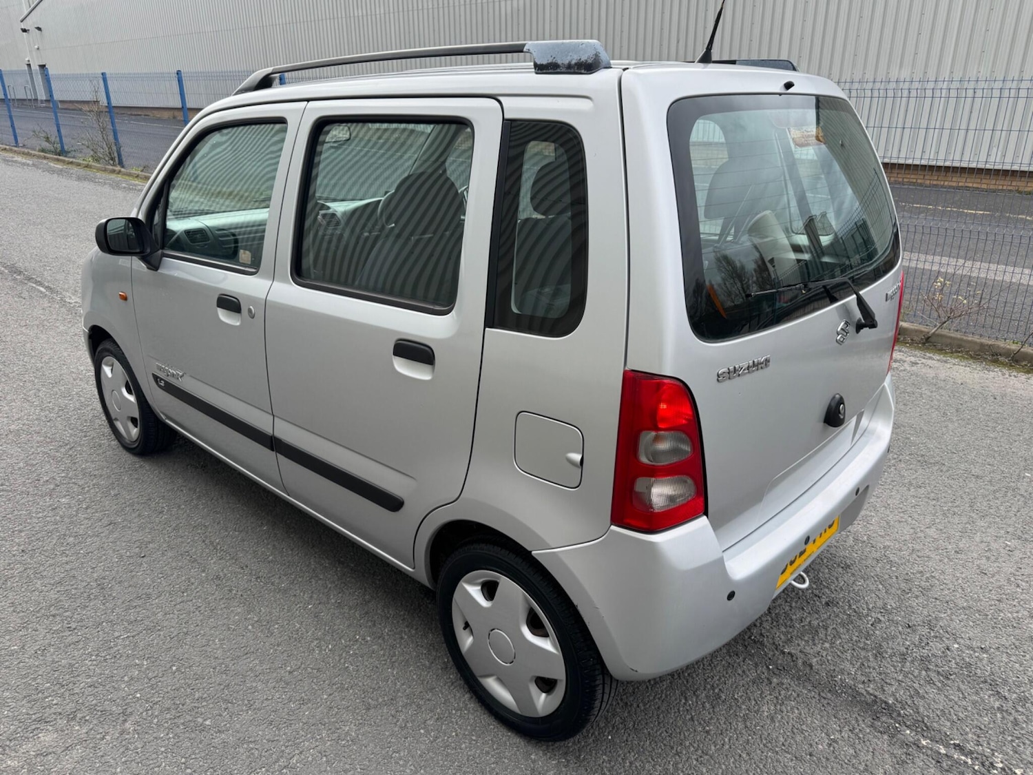 Used Suzuki Wagon R 2002 for sale - 78101327: Photo 9