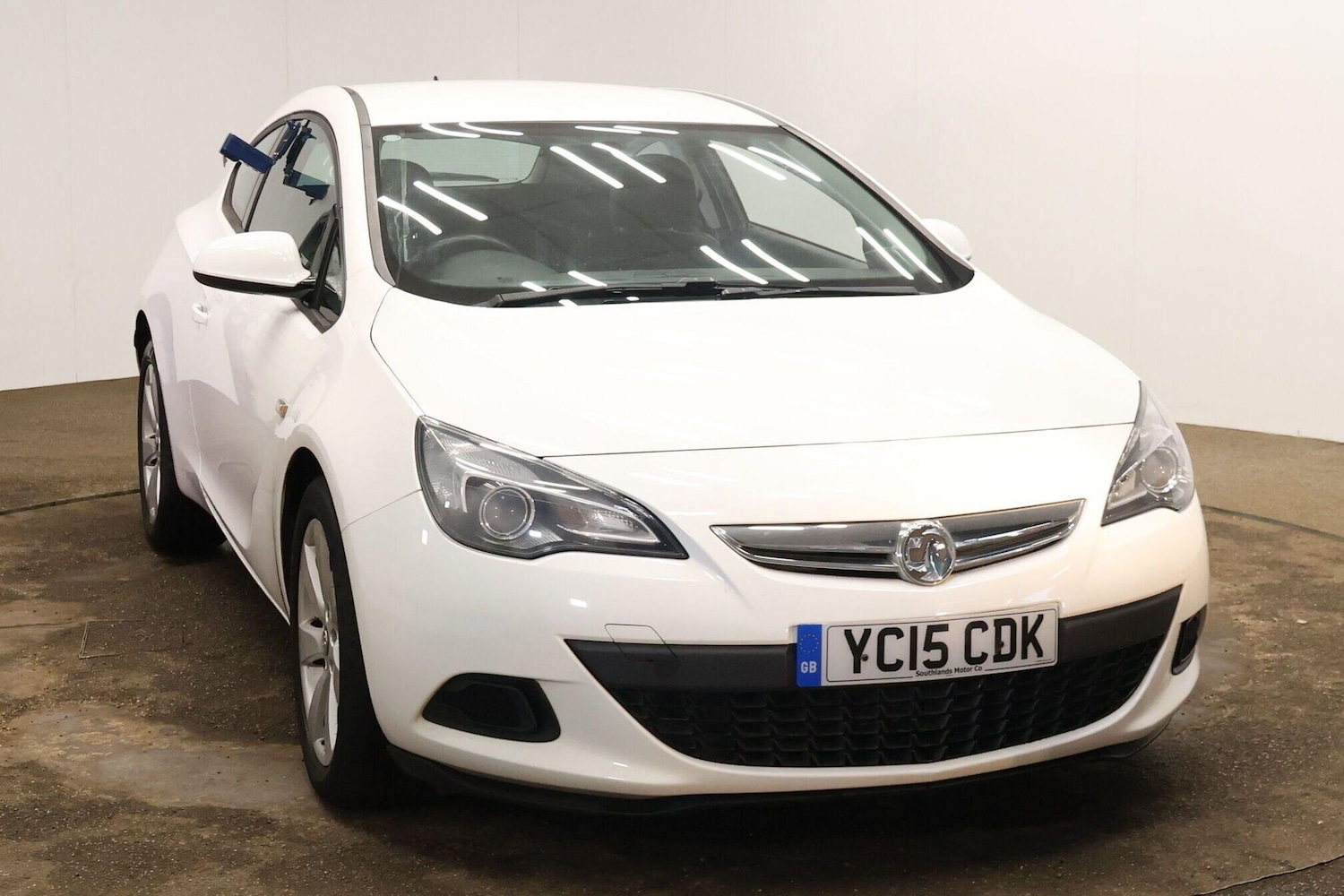Used Vauxhall Astra GTC 2015 for sale - 77537355: Photo 2