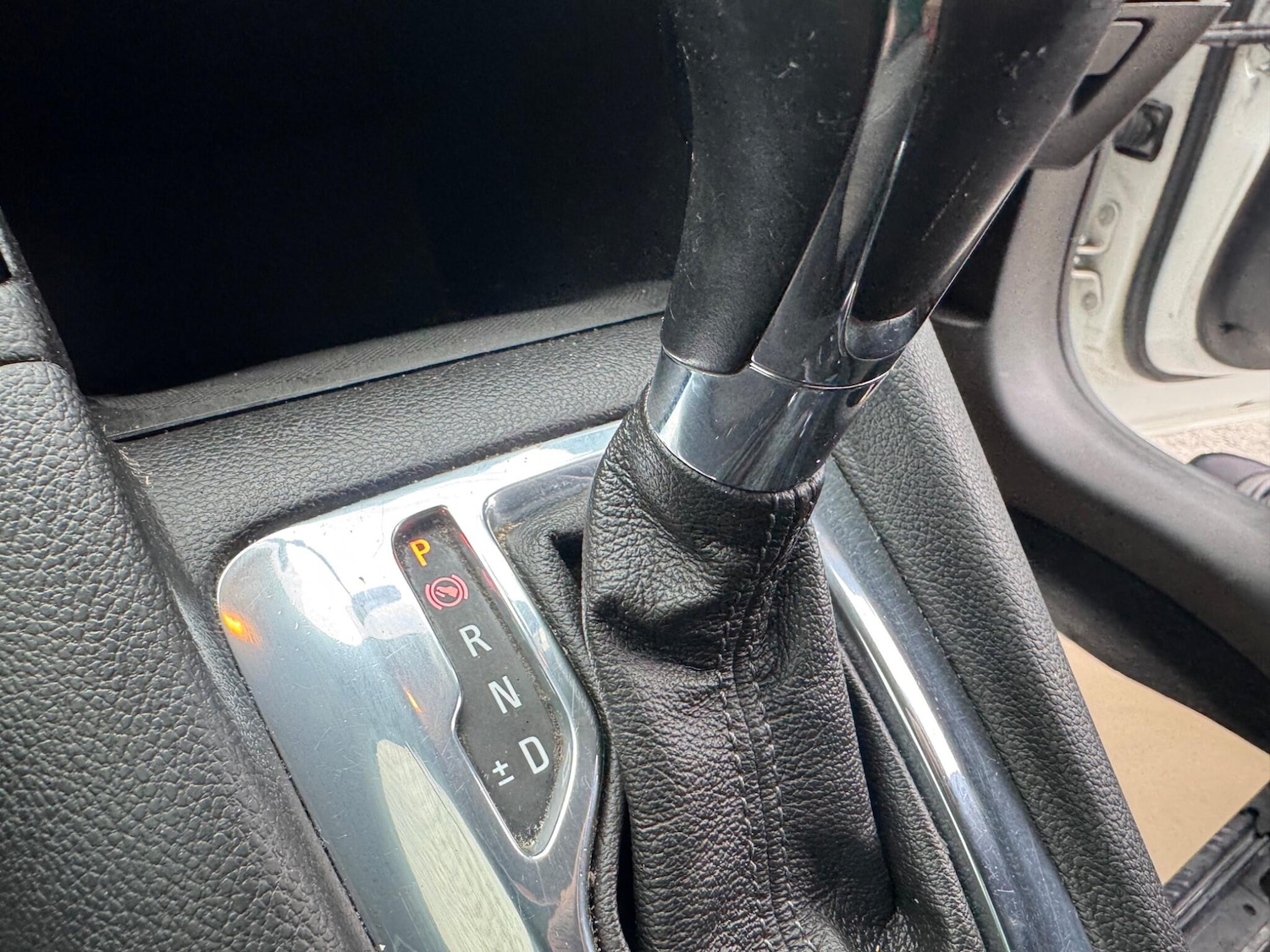 Used Vauxhall Zafira 2015 for sale - 77982616: Photo 22