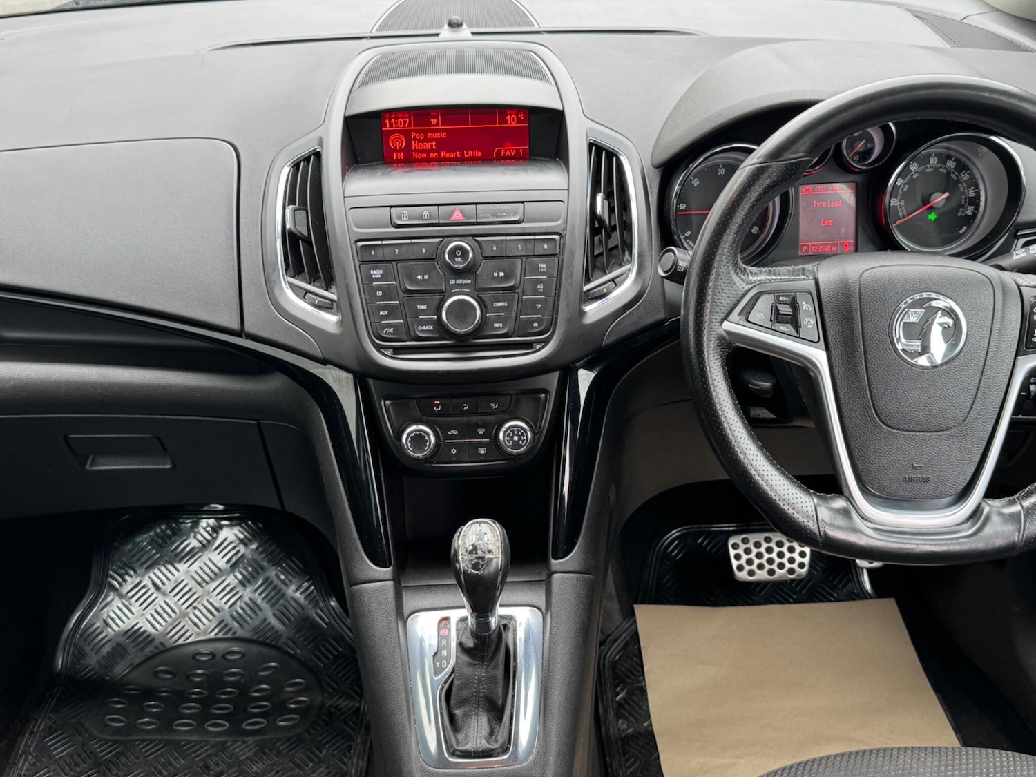 Used Vauxhall Zafira 2015 for sale - 77982616: Photo 27