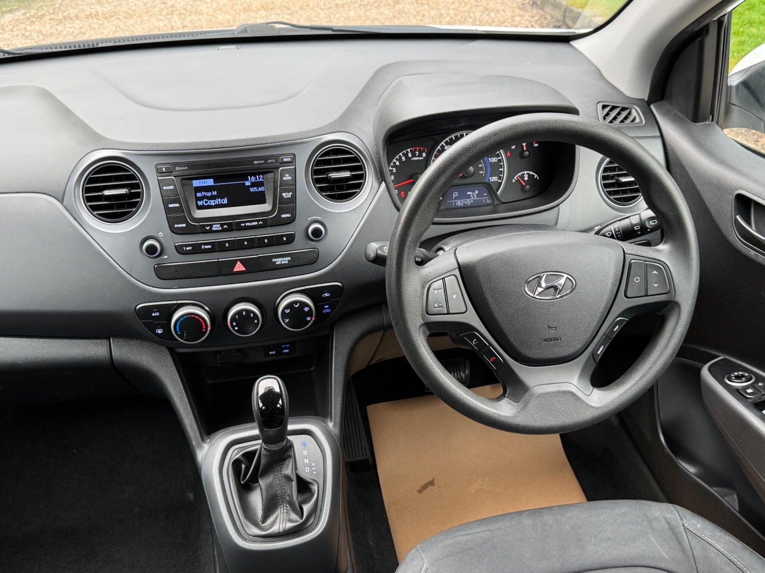 Used Hyundai i10 2018 for sale - 77853208: Photo 19
