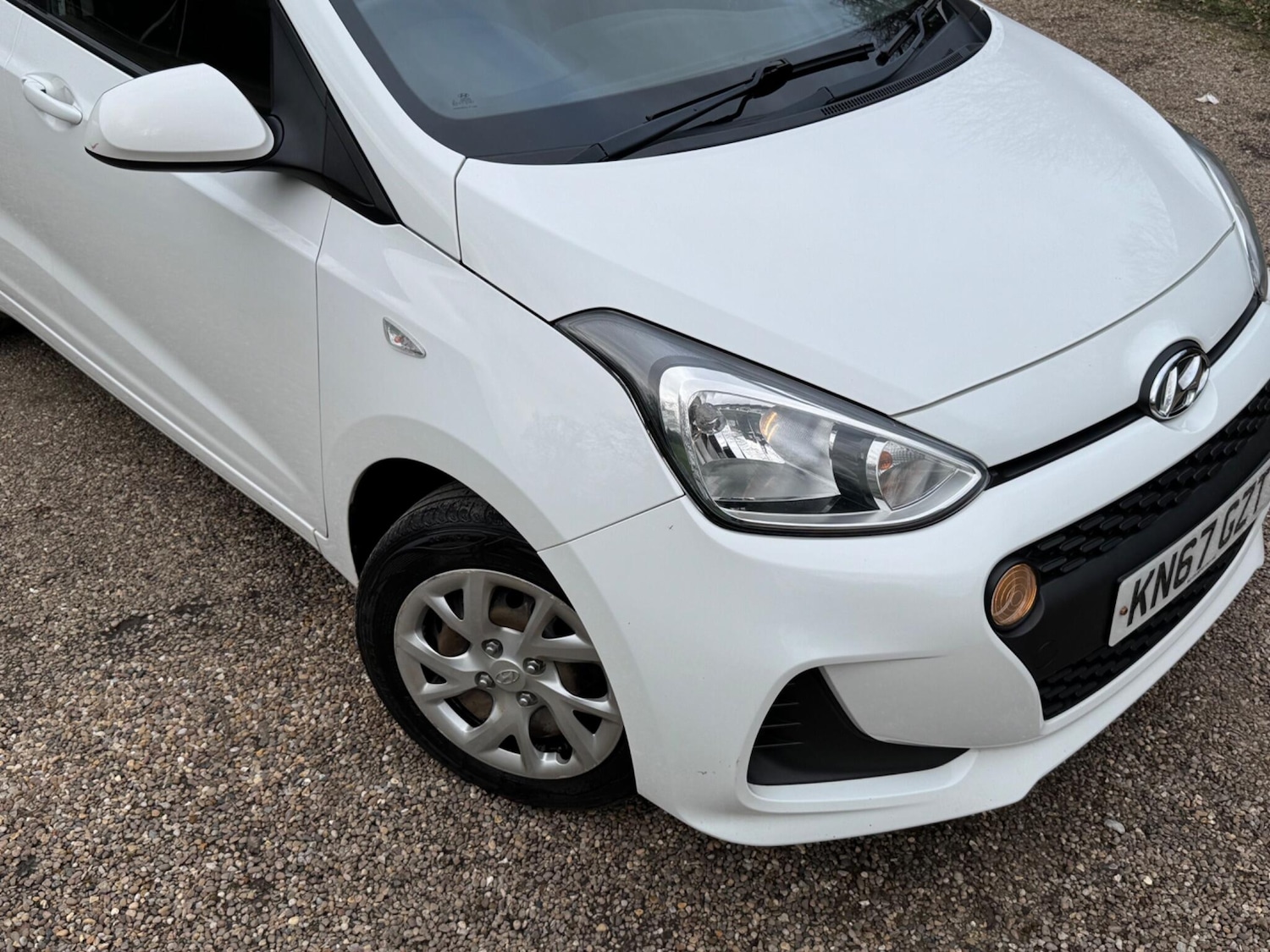 Used Hyundai i10 2018 for sale - 77853208: Photo 2