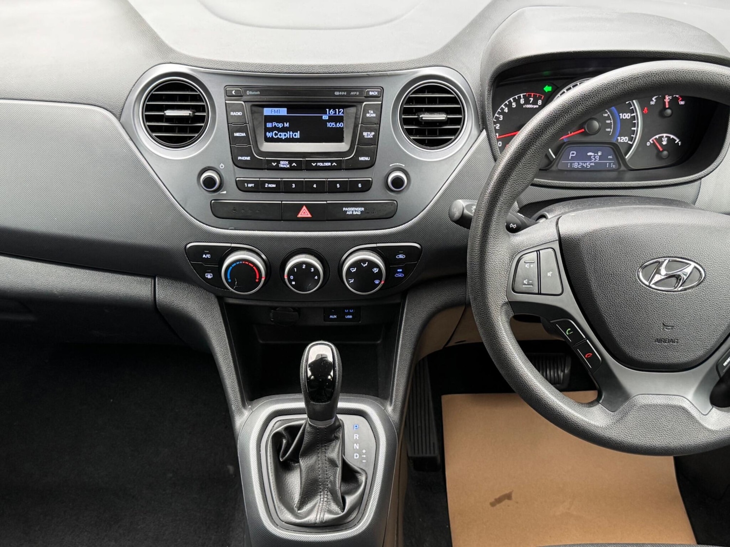 Used Hyundai i10 2018 for sale - 77853208: Photo 28