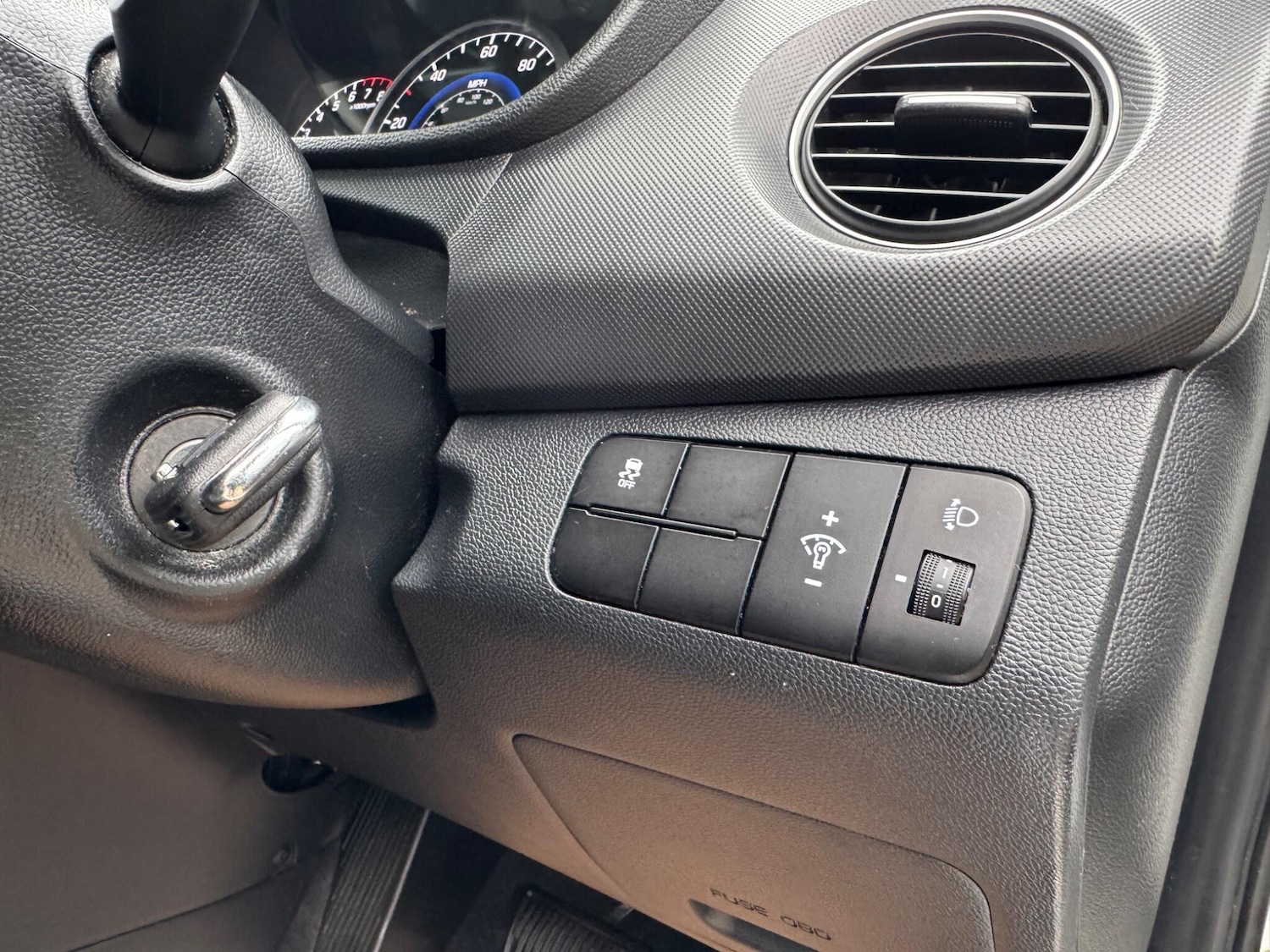 Used Hyundai i10 2018 for sale - 77853208: Photo 35