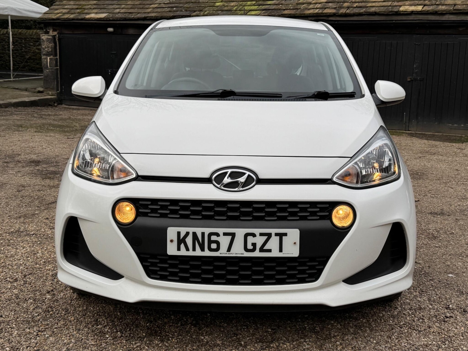 Used Hyundai i10 2018 for sale - 77853208: Photo 6