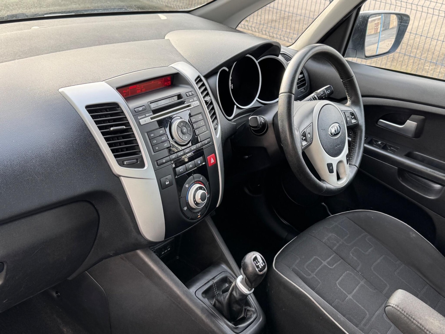 Used Kia Venga 2013 for sale - 77633956: Photo 17