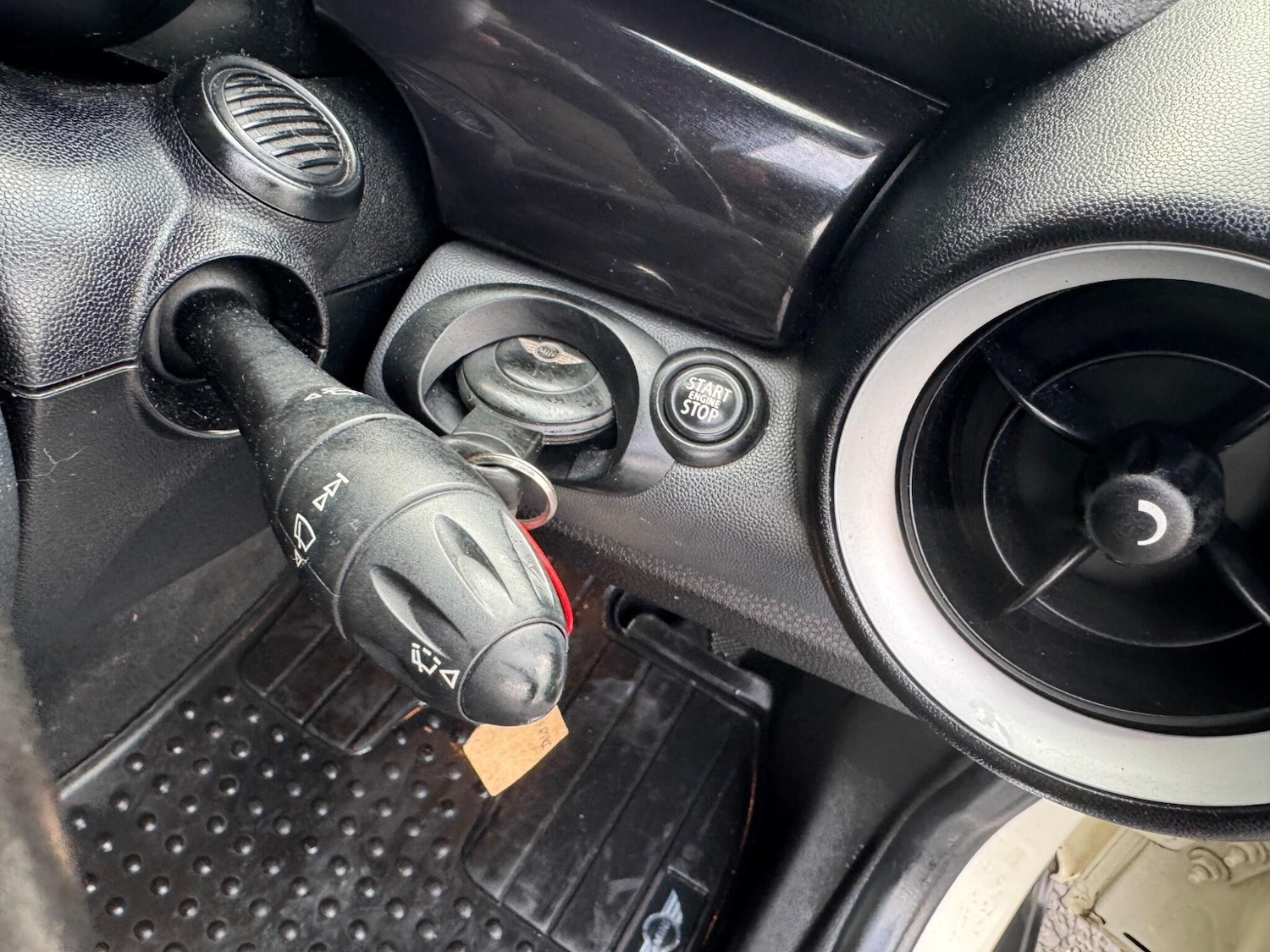 Used MINI Convertible 2009 for sale - 77633978: Photo 29