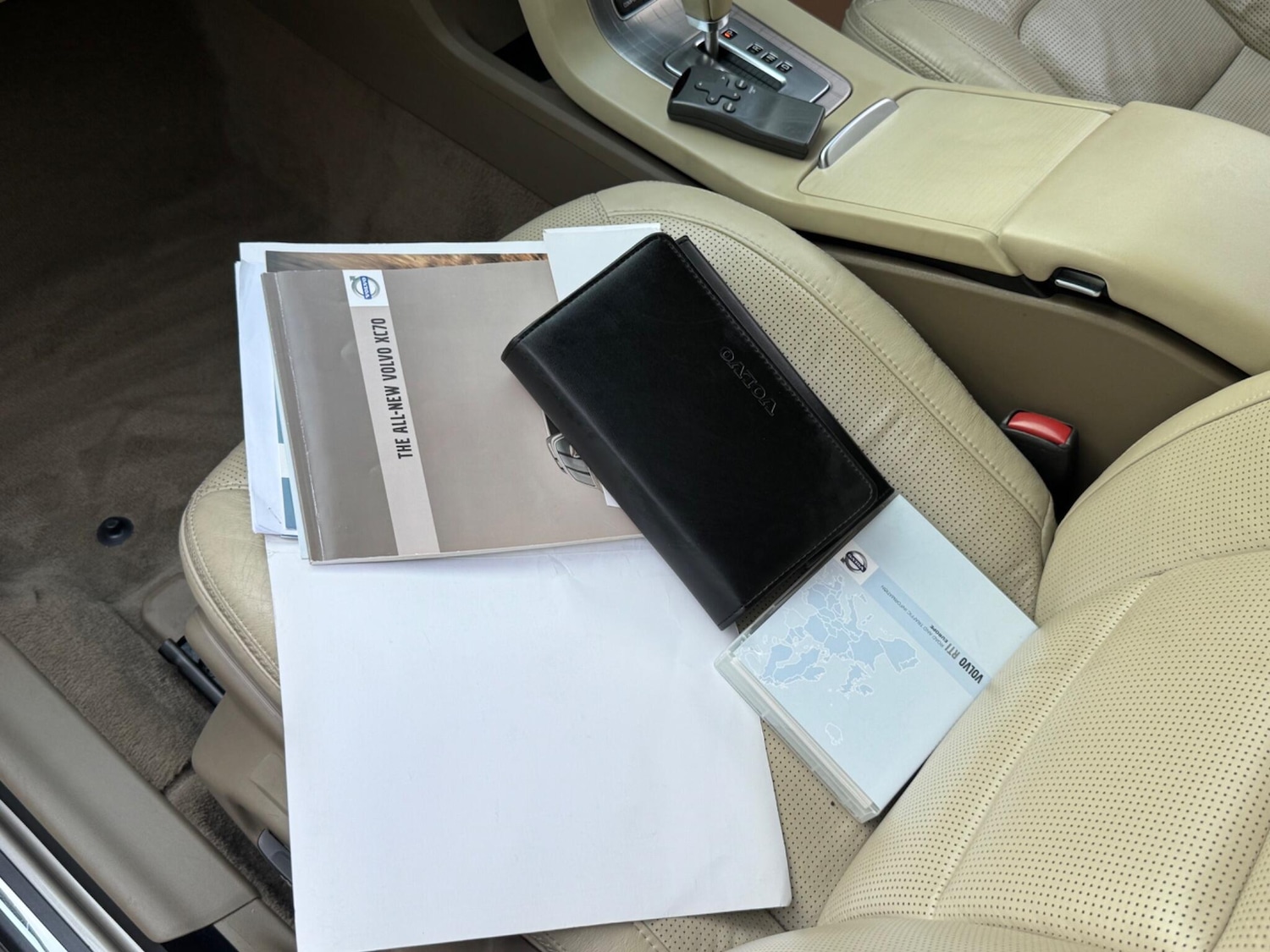 Used Volvo XC70 2008 for sale - 77229539: Photo 55