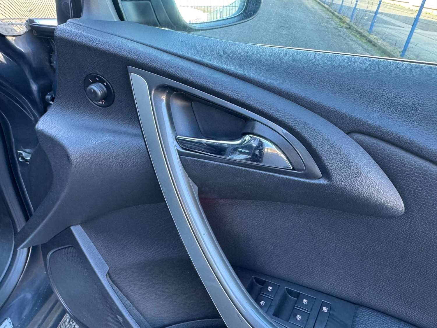 Used Vauxhall Astra 2013 for sale - 77559942: Photo 15