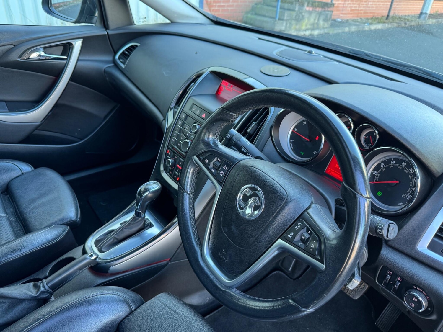 Used Vauxhall Astra 2013 for sale - 77559942: Photo 16