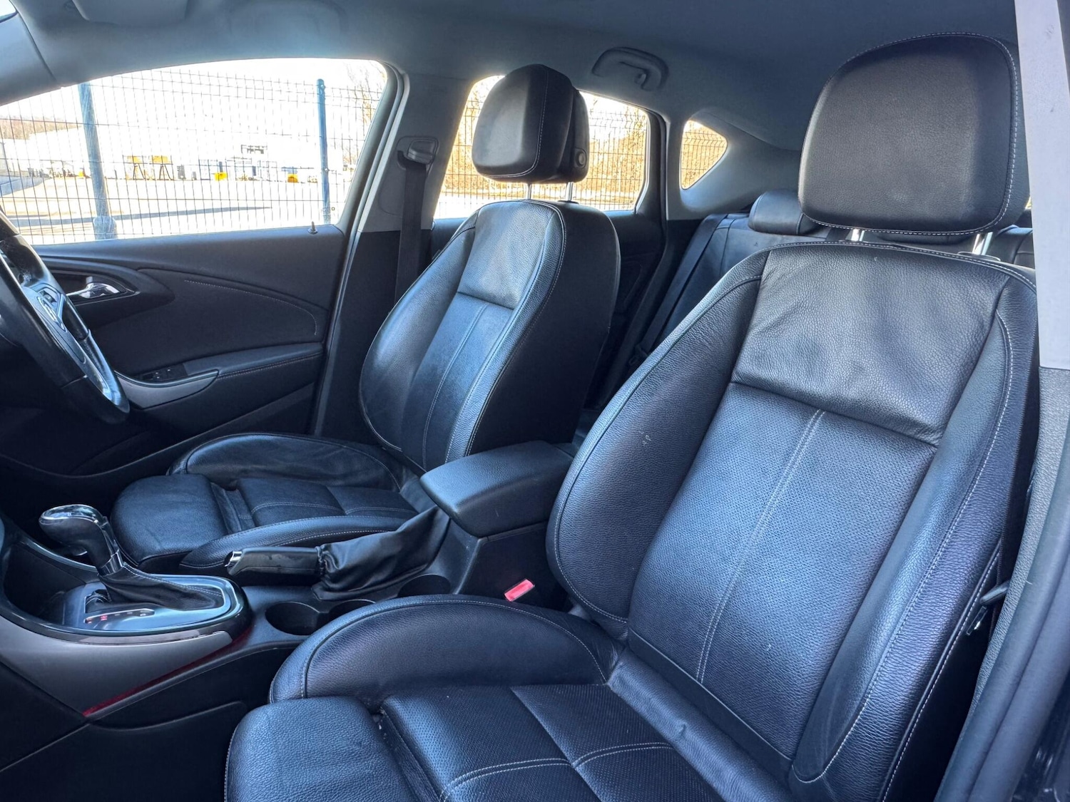 Used Vauxhall Astra 2013 for sale - 77559942: Photo 24