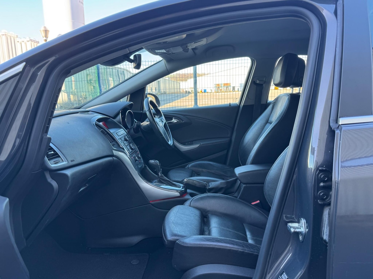 Used Vauxhall Astra 2013 for sale - 77559942: Photo 25