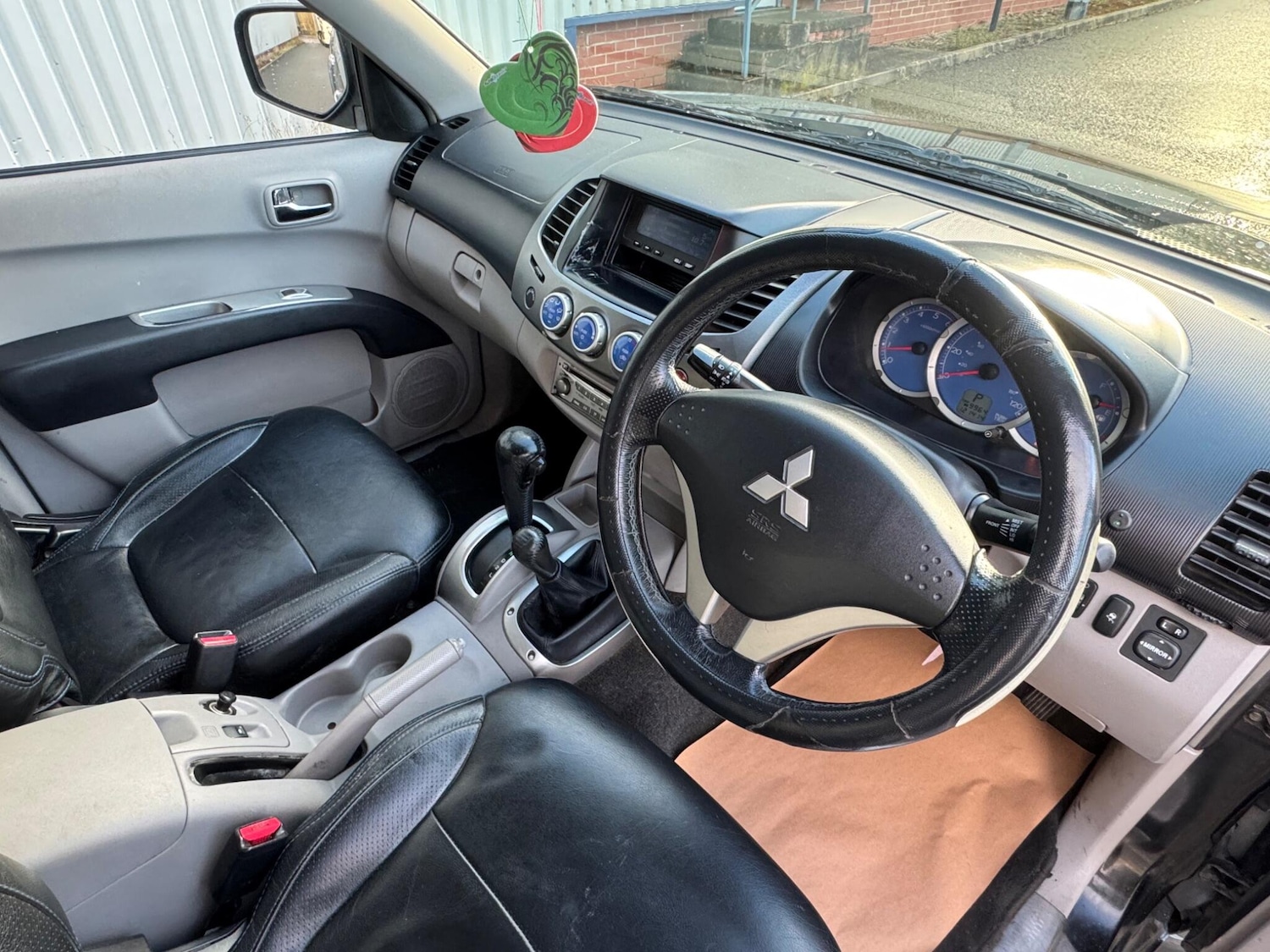 Used Mitsubishi L200 2006 for sale - 77205073: Photo 17