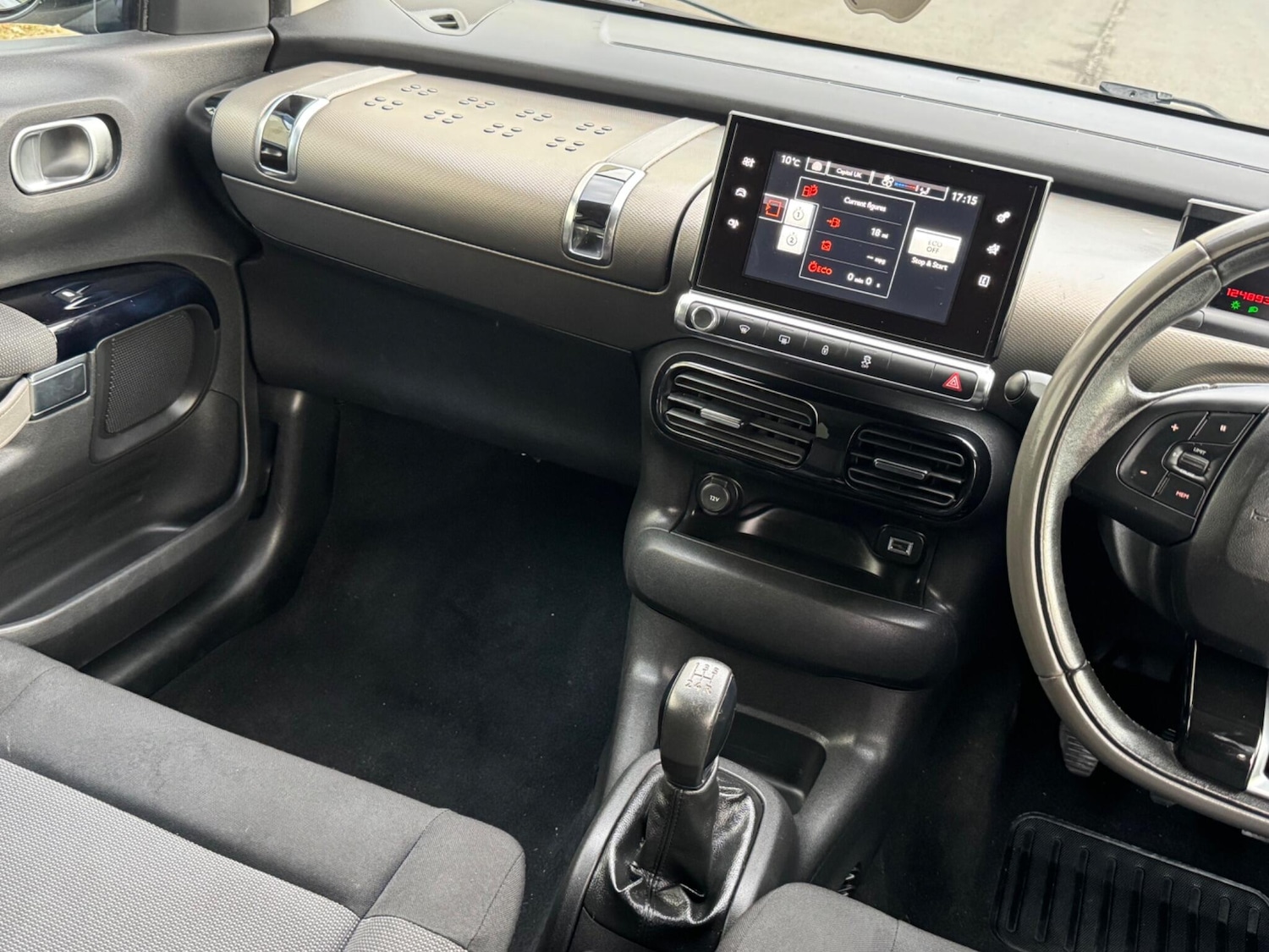 Used Citroen C4 Cactus 2015 for sale - 78046661: Photo 31