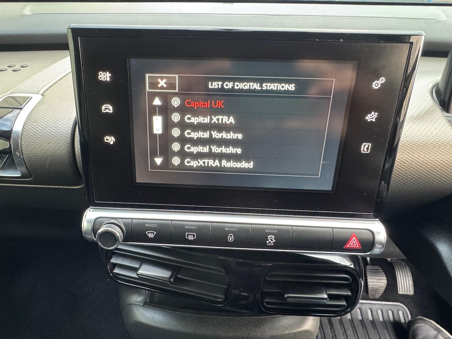 Used Citroen C4 Cactus 2015 for sale - 78046661: Photo 35