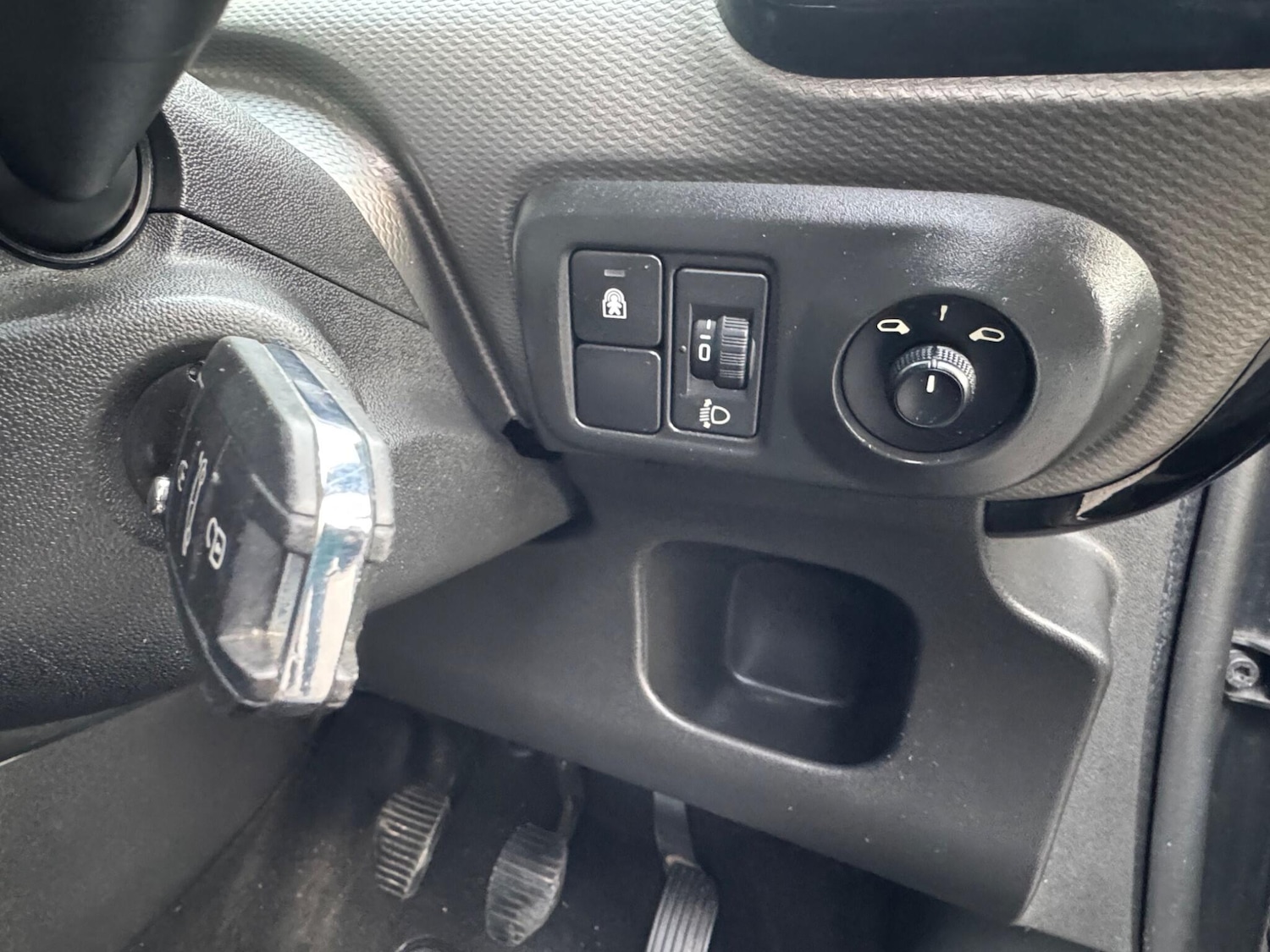 Used Citroen C4 Cactus 2015 for sale - 78046661: Photo 40