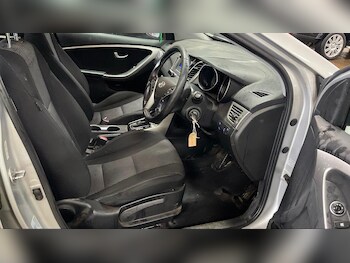 Used Hyundai i30 2012 for sale - 78416032: Photo