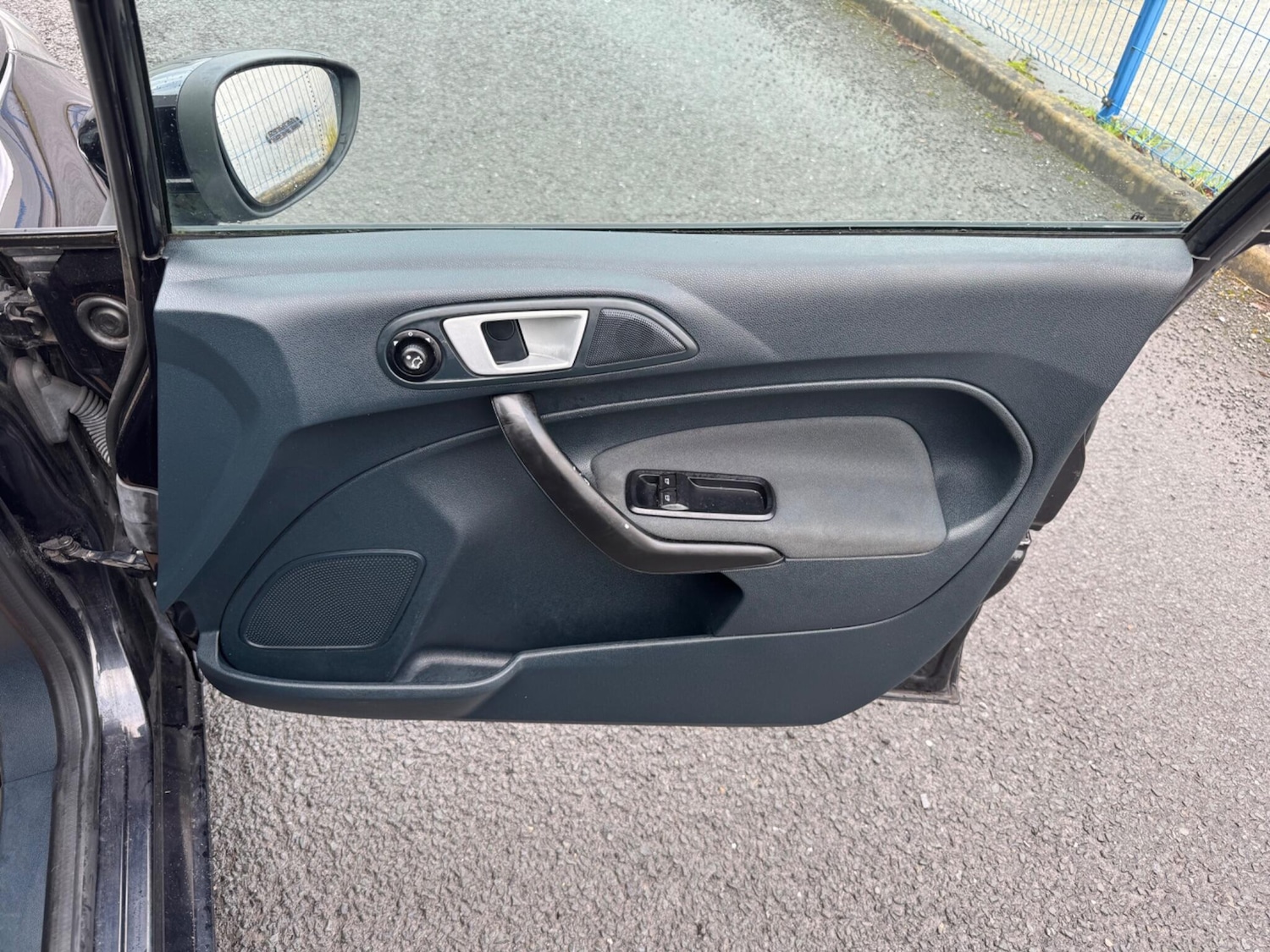 Used Ford Fiesta 2012 for sale - 77205081: Photo 15