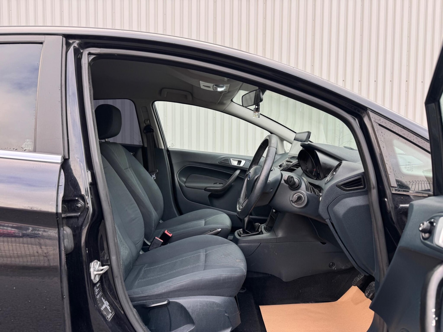 Used Ford Fiesta 2012 for sale - 77205081: Photo 21