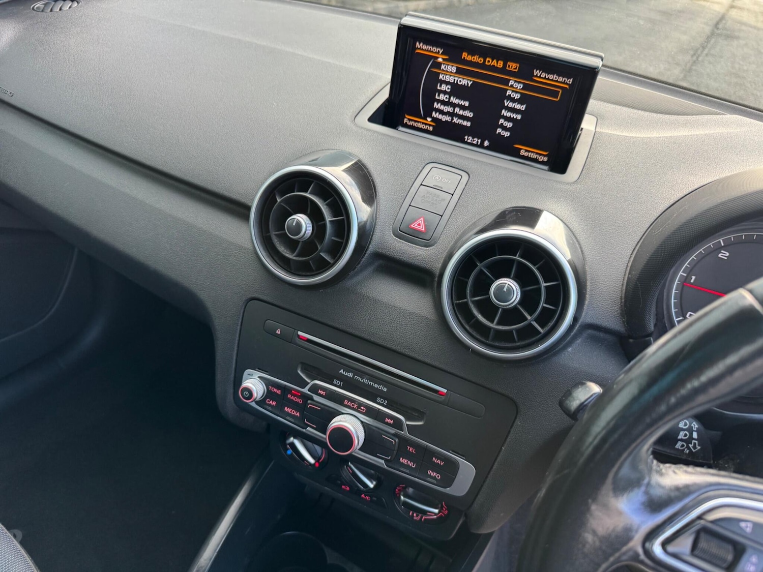 Used Audi A1 2015 for sale - 77205098: Photo 21