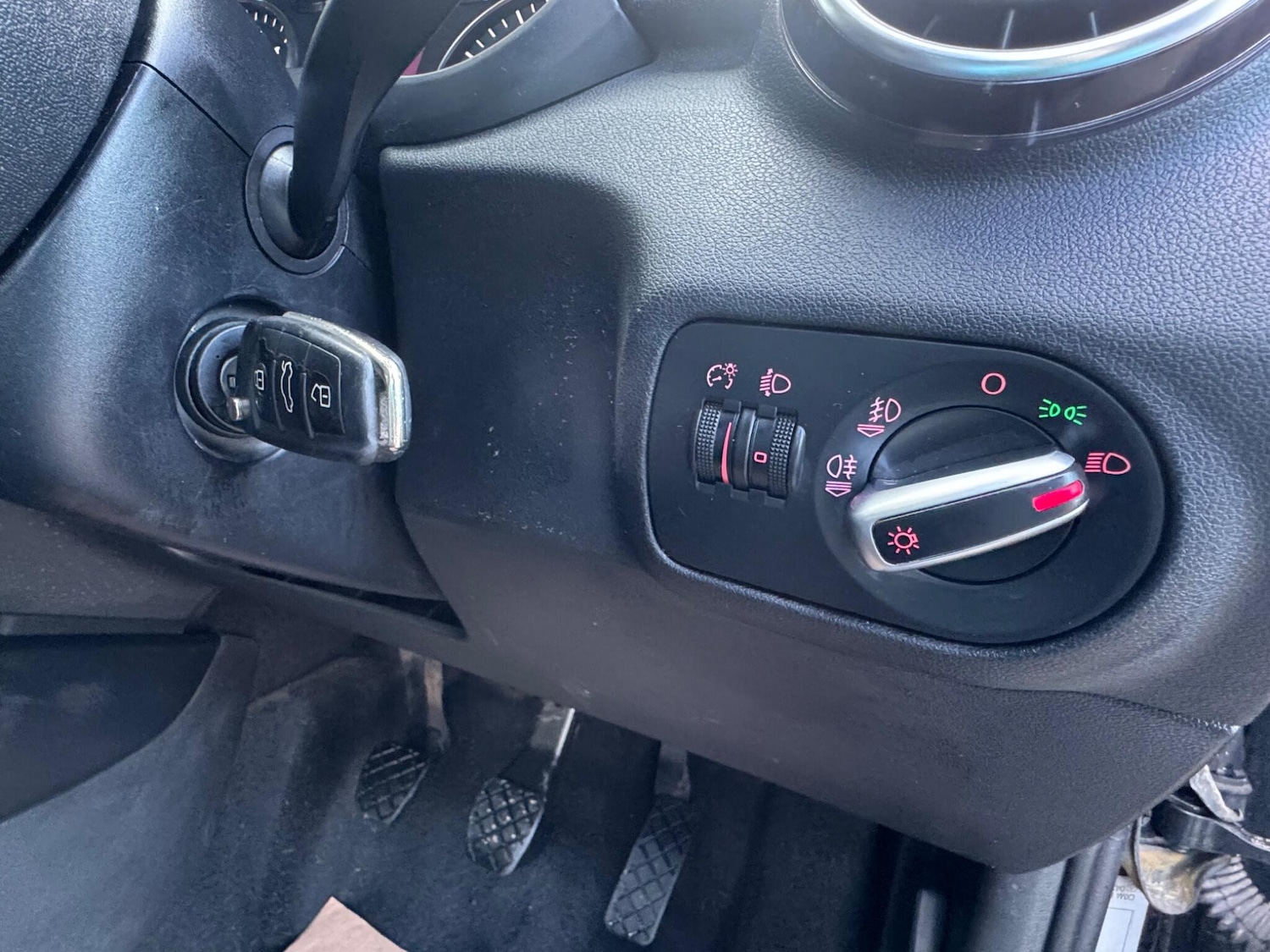 Used Audi A1 2015 for sale - 77205098: Photo 35