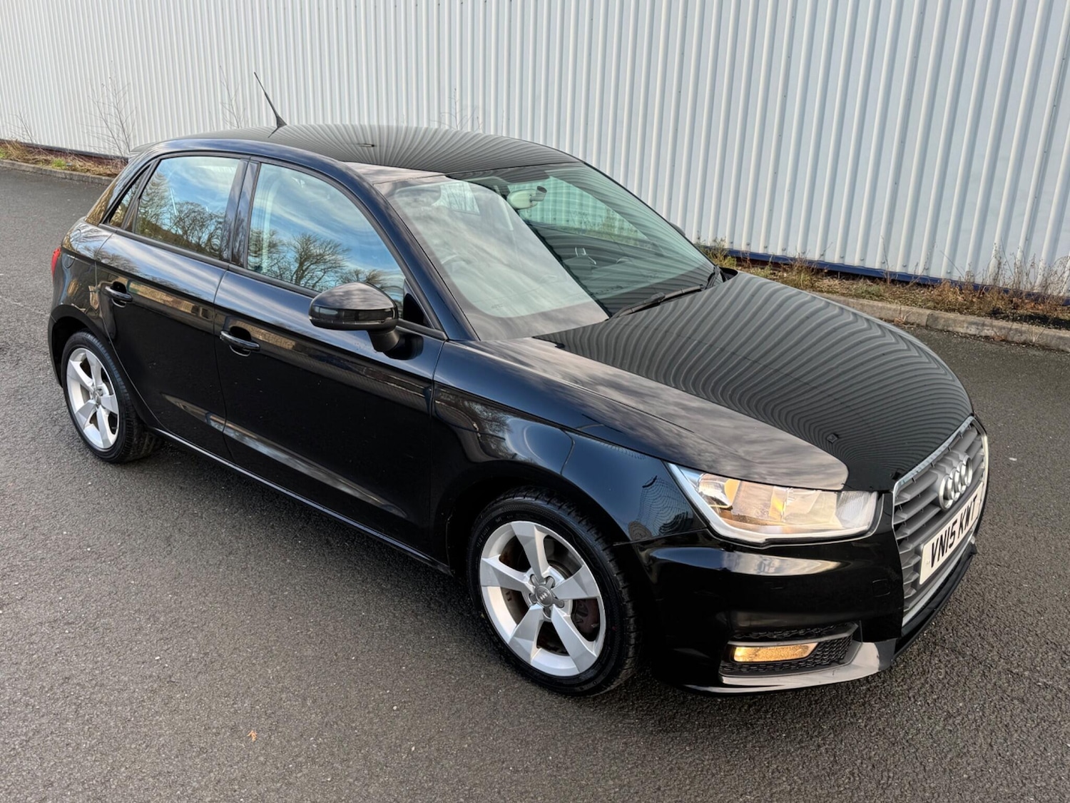 Used Audi A1 2015 for sale - 77205098: Photo 5