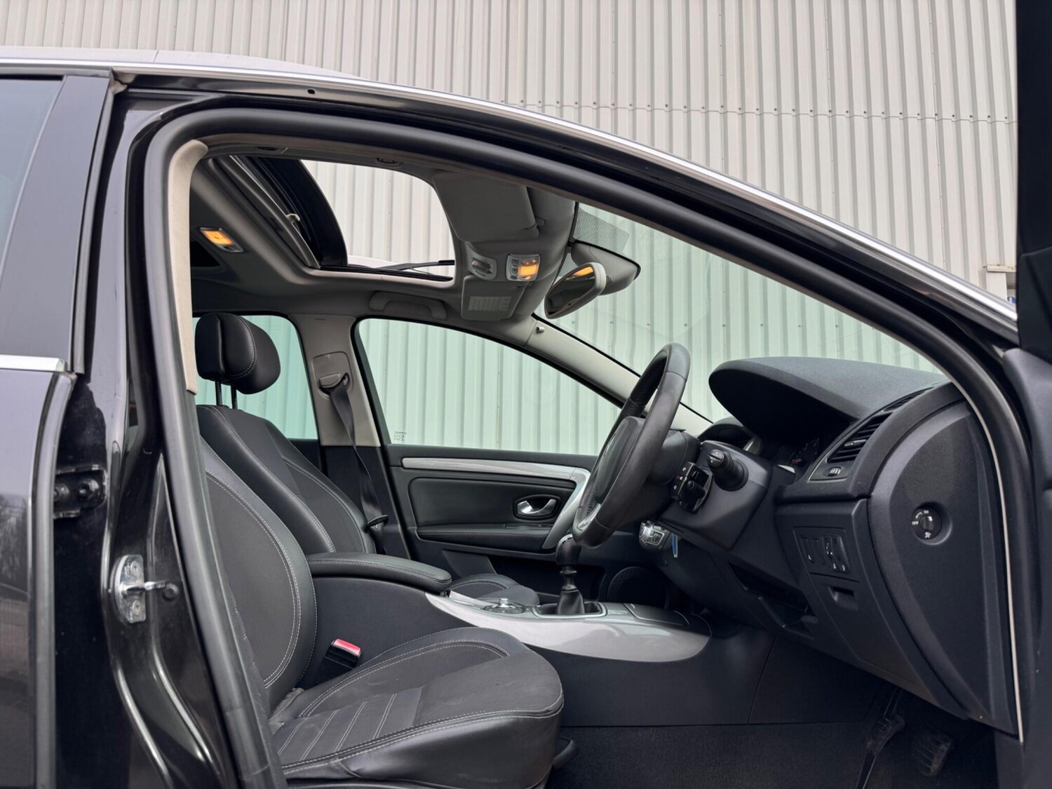 Used Renault Laguna for sale - 78115076: Photo 21