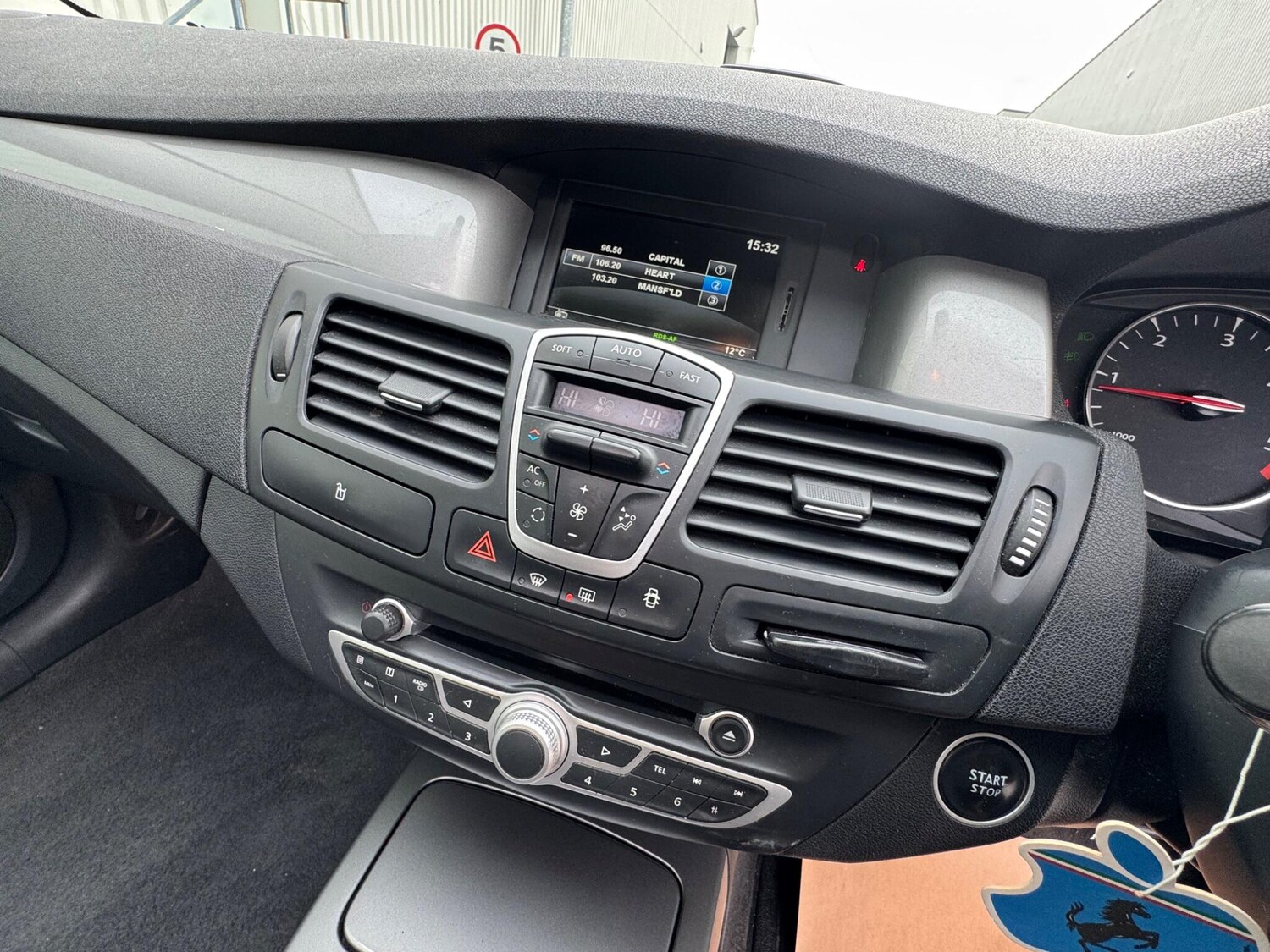 Used Renault Laguna for sale - 78115076: Photo 24