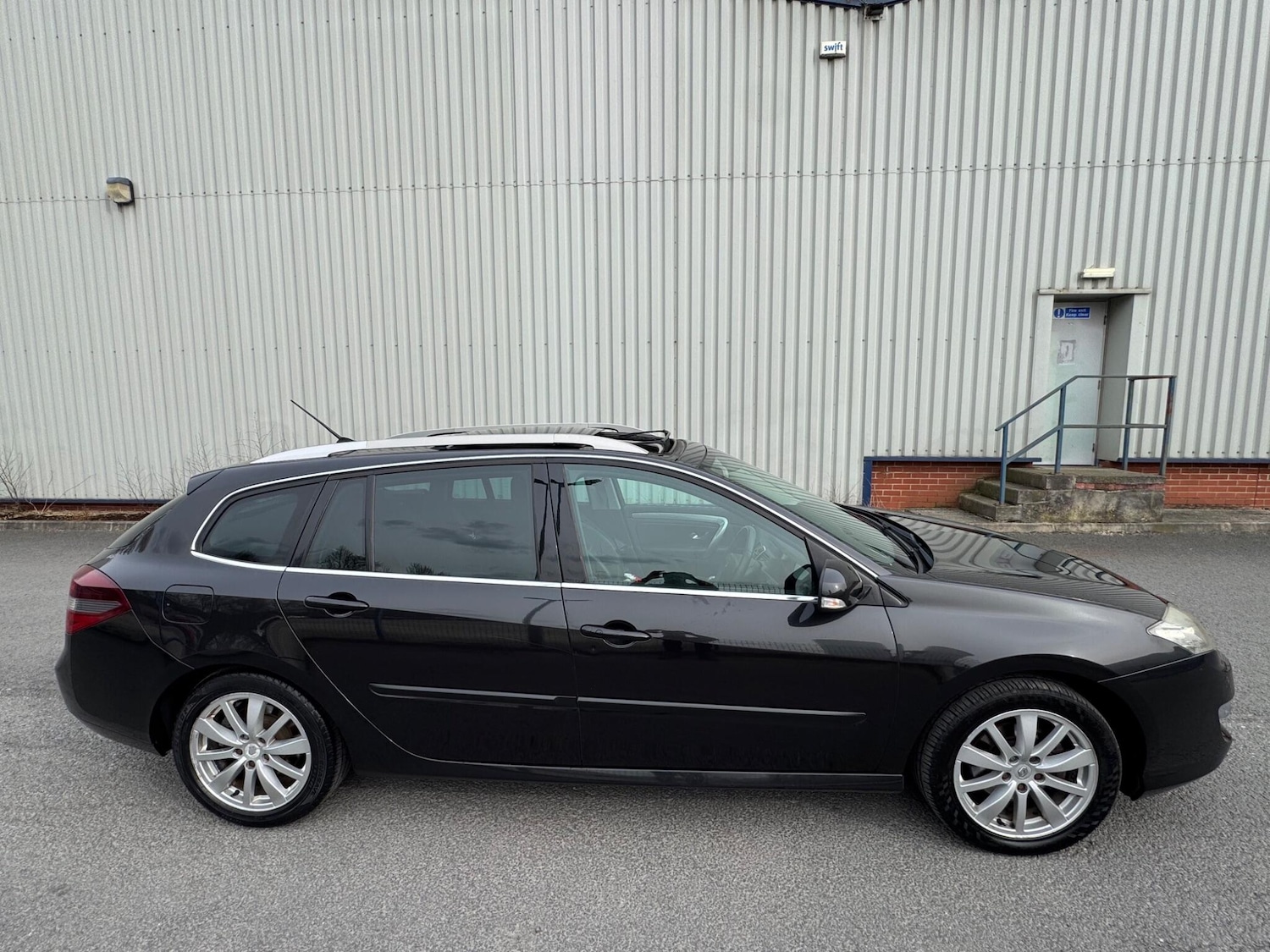 Used Renault Laguna for sale - 78115076: Photo 3