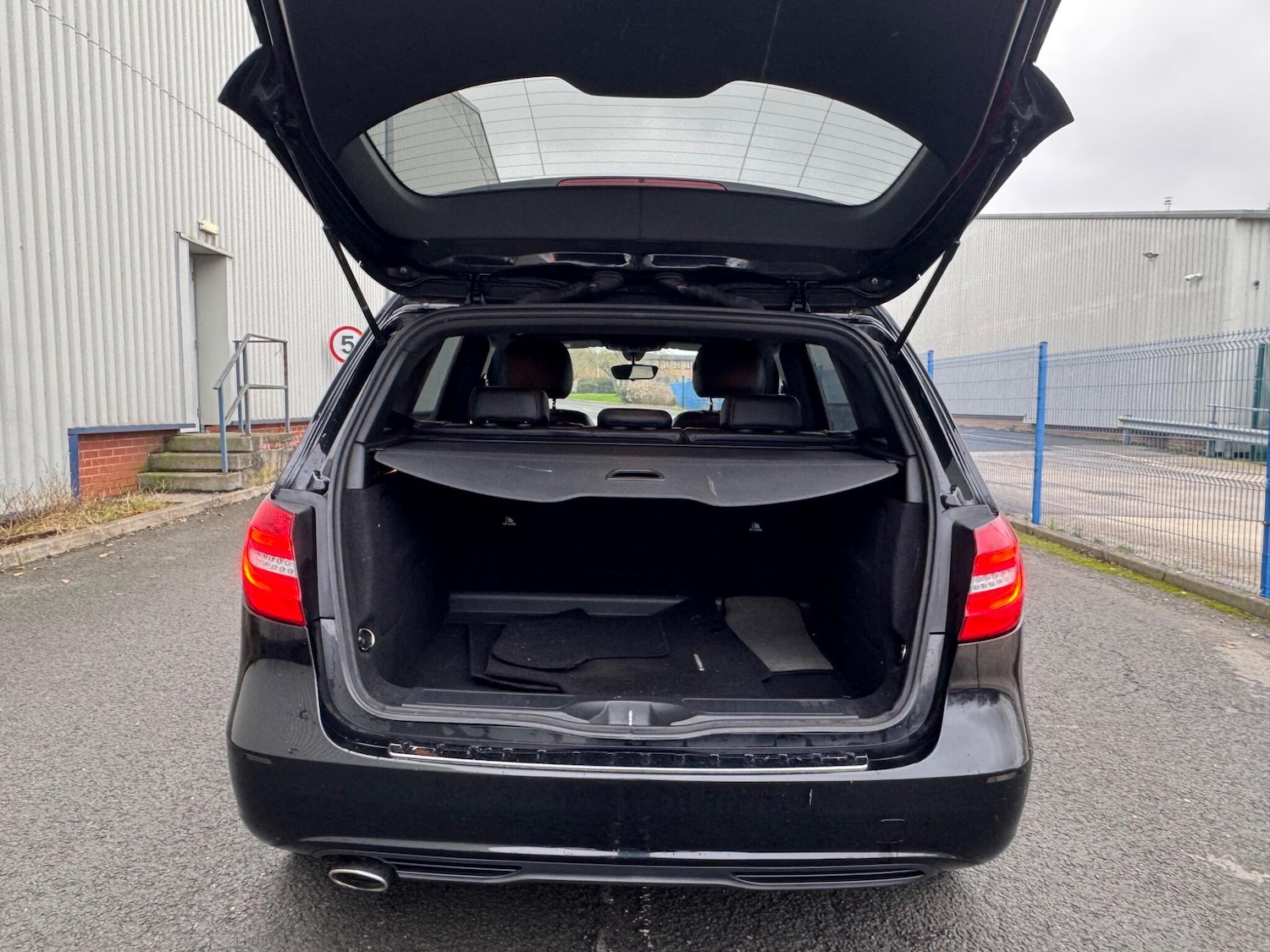 Used Mercedes-Benz B Class 2012 for sale - 77205093: Photo 13