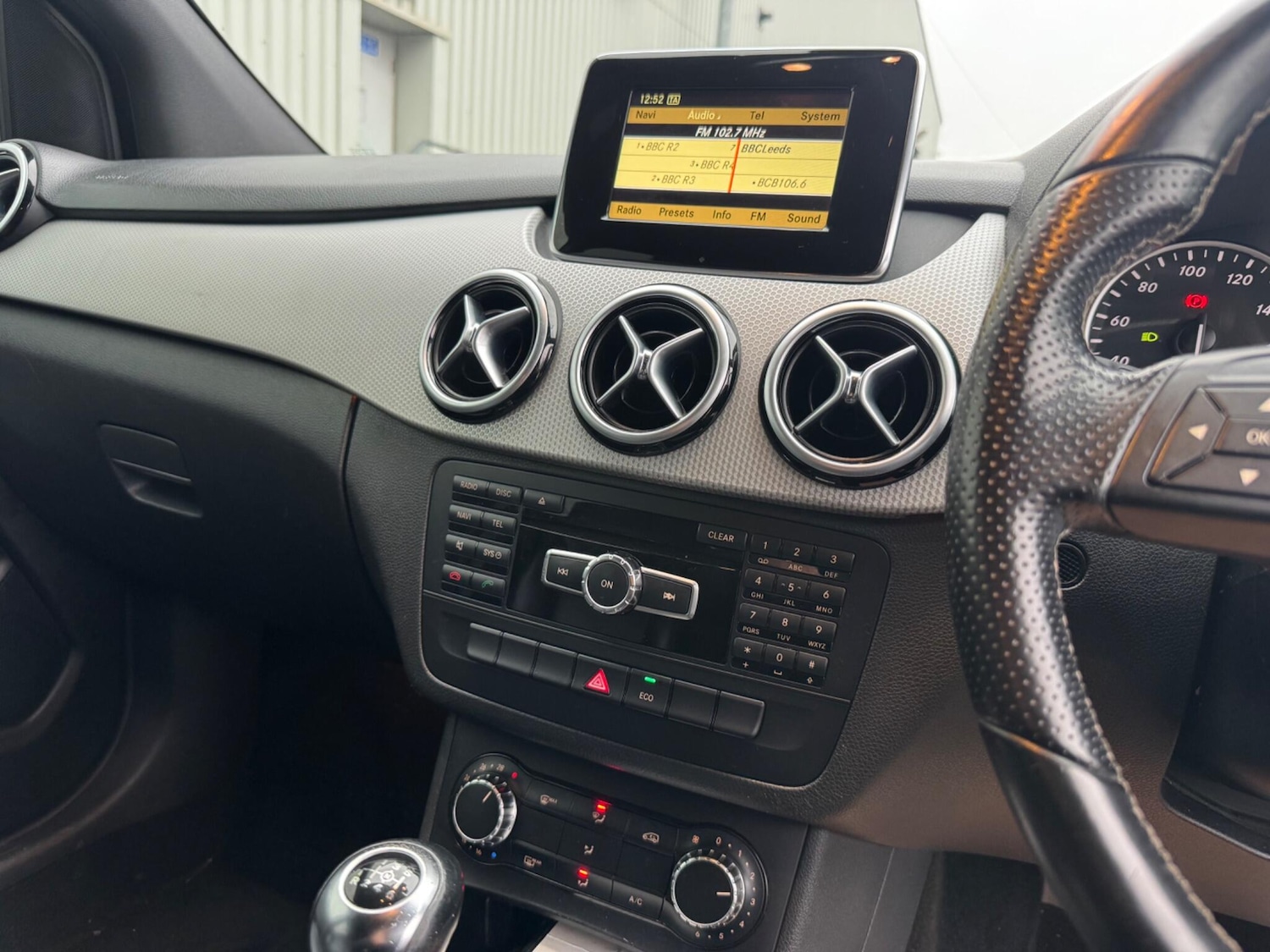 Used Mercedes-Benz B Class 2012 for sale - 77205093: Photo 23