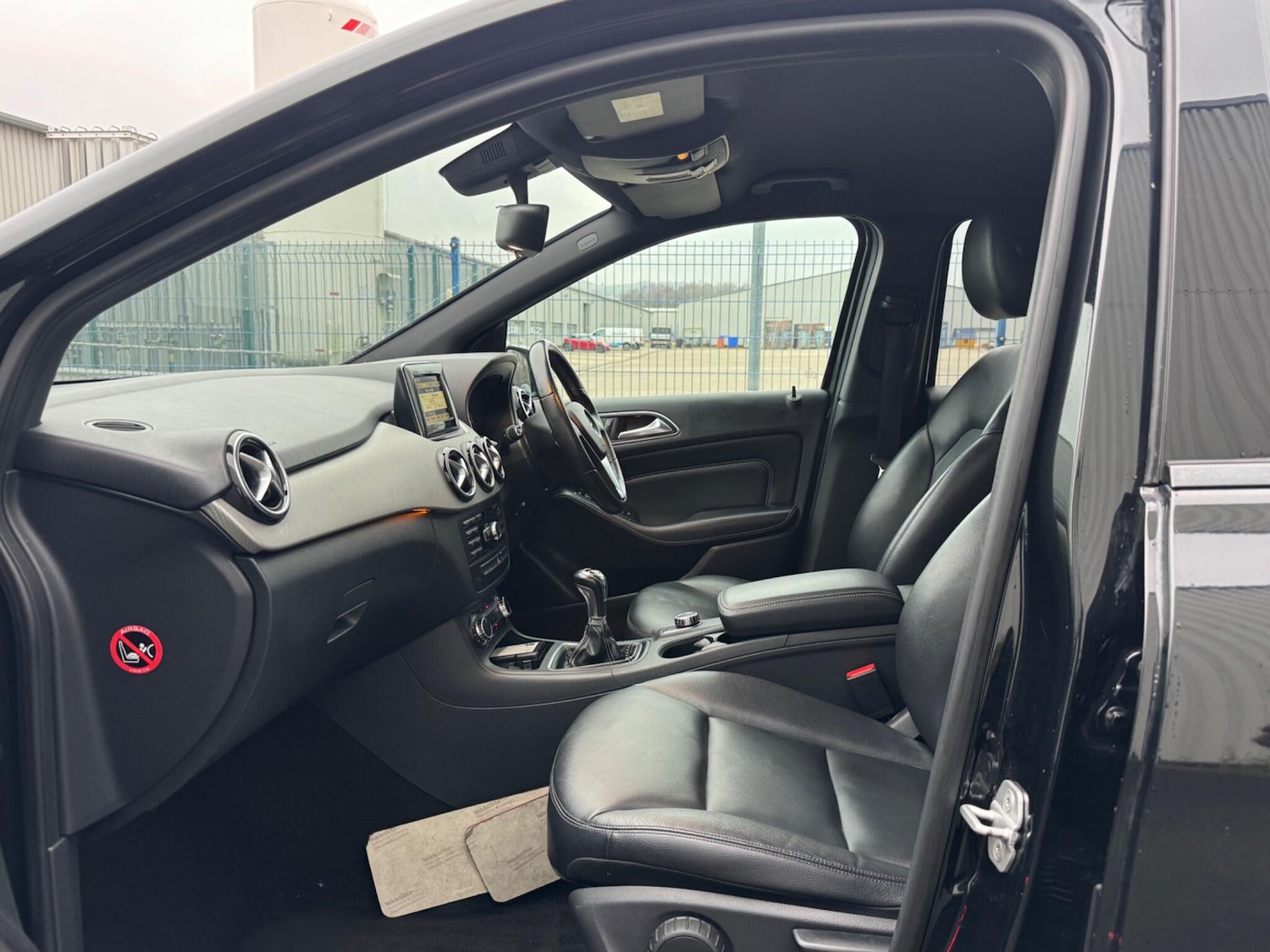 Used Mercedes-Benz B Class 2012 for sale - 77205093: Photo 25