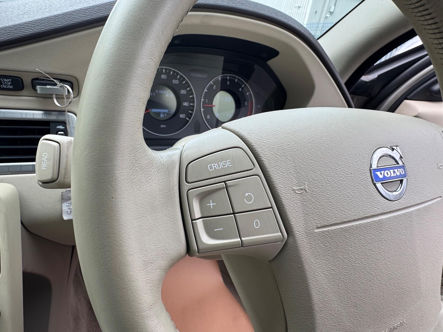 Used Volvo XC70 for sale - 77824191: Photo 53