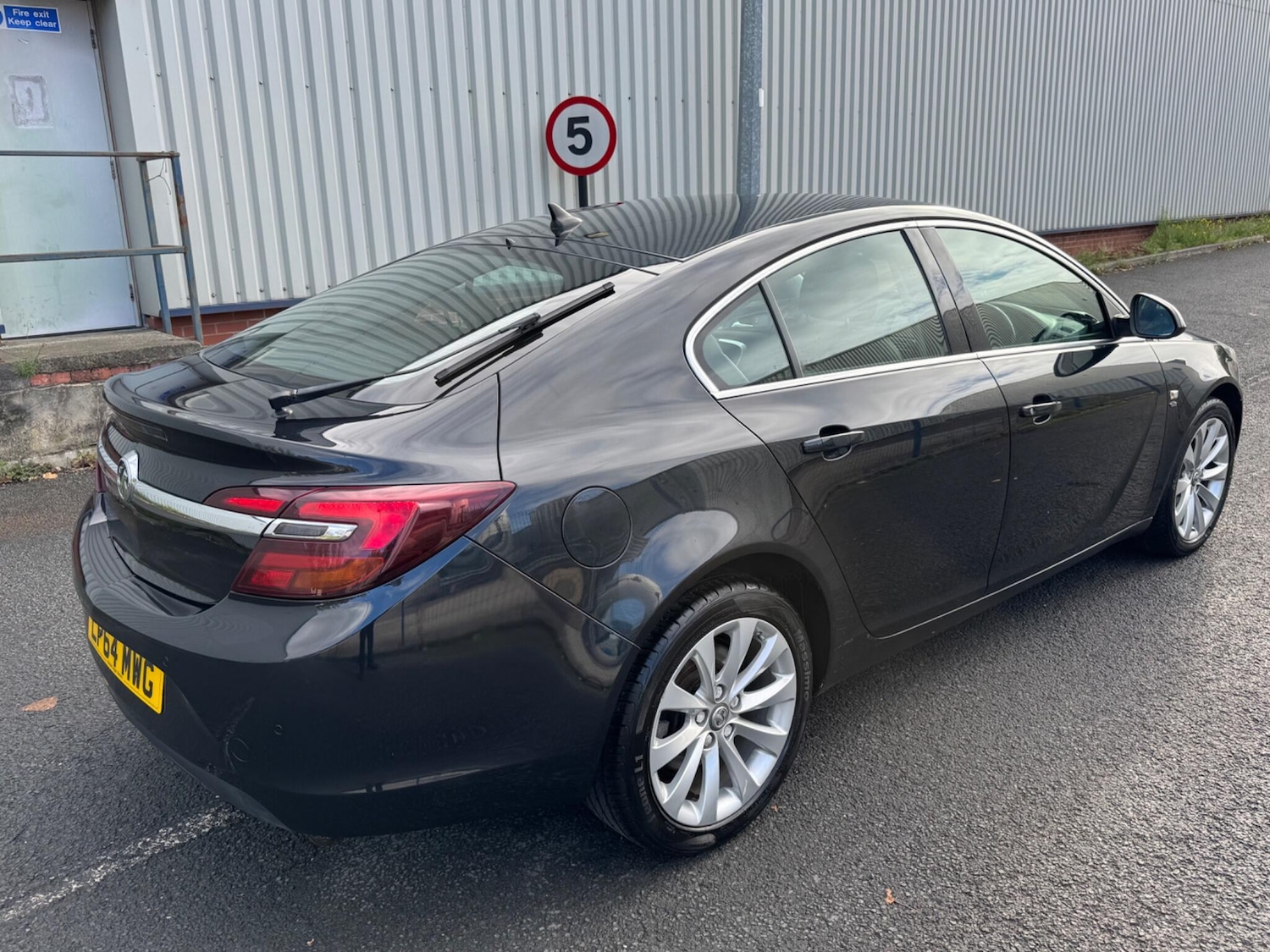 Used Vauxhall Insignia 2015 for sale - 77205080: Photo 14