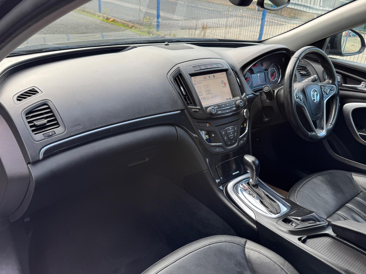 Used Vauxhall Insignia 2015 for sale - 77205080: Photo 21