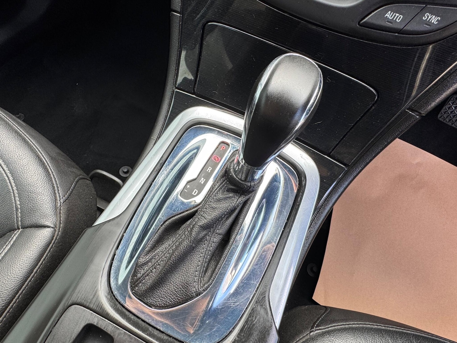 Used Vauxhall Insignia 2015 for sale - 77205080: Photo 28