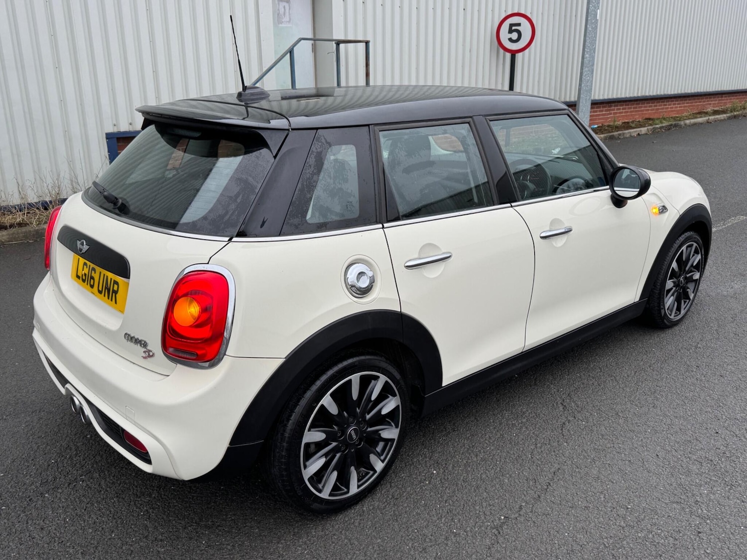 Used MINI Hatch 2016 for sale - 77229922: Photo 12