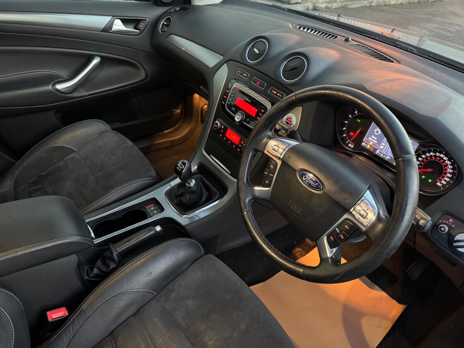 Used Ford Mondeo 2011 for sale - 77205077: Photo 14