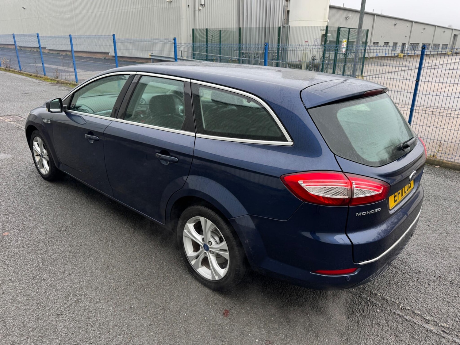 Used Ford Mondeo 2011 for sale - 77205077: Photo 8