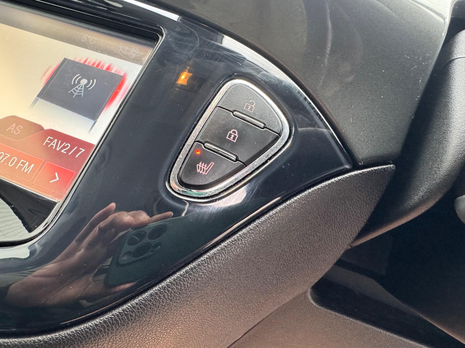 Used Vauxhall Corsa for sale - 77598785: Photo 22