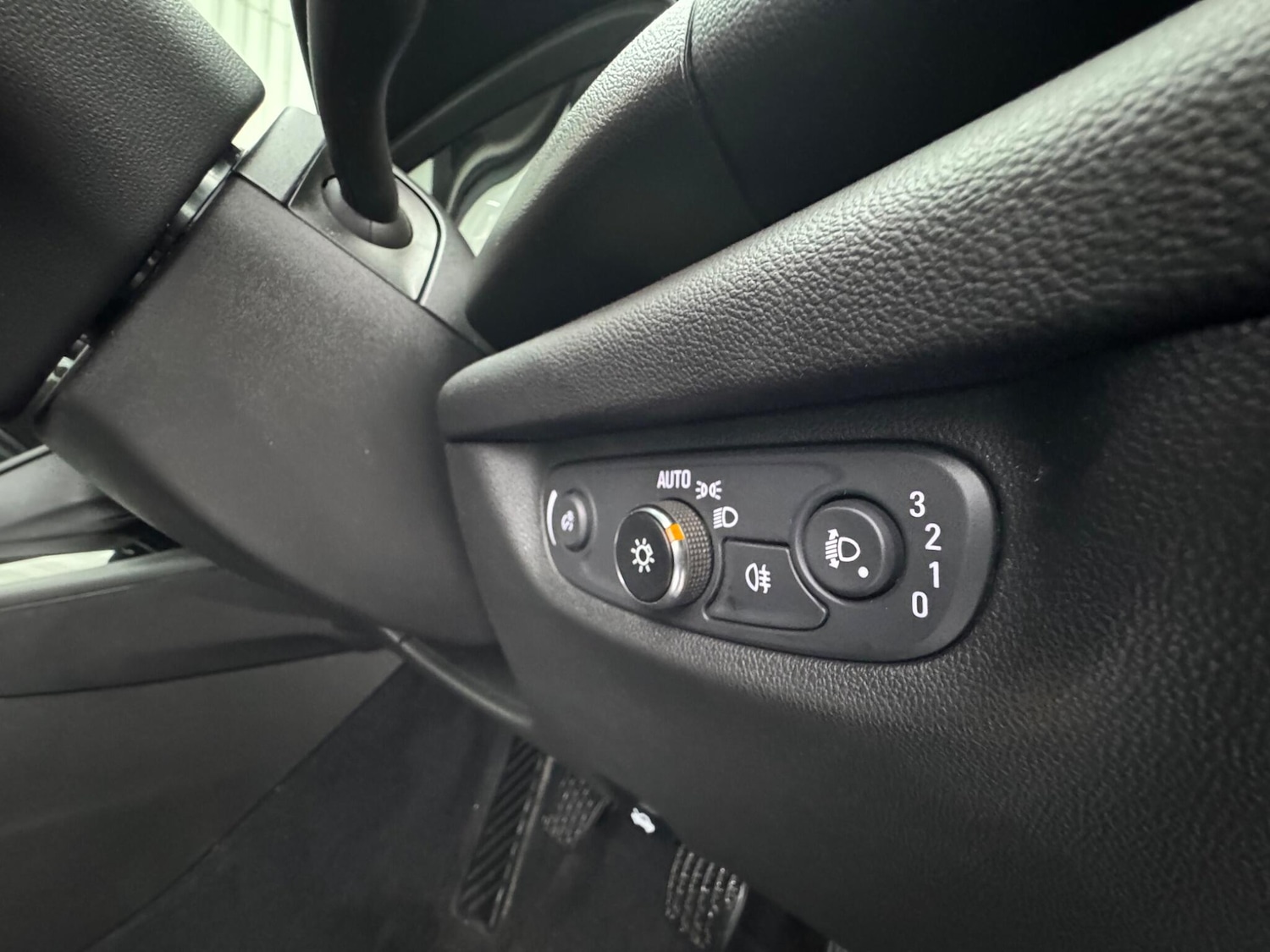 Used Vauxhall Insignia 2018 for sale - 77387630: Photo 35