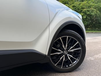 Used Toyota C-HR 2016 for sale - 79836622: Photo