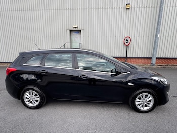 Used Hyundai i30 2015 for sale - 78830903: Photo