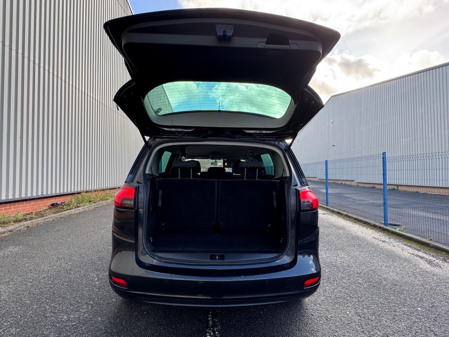 Used Vauxhall Zafira 2016 for sale - 78171191: Photo 14