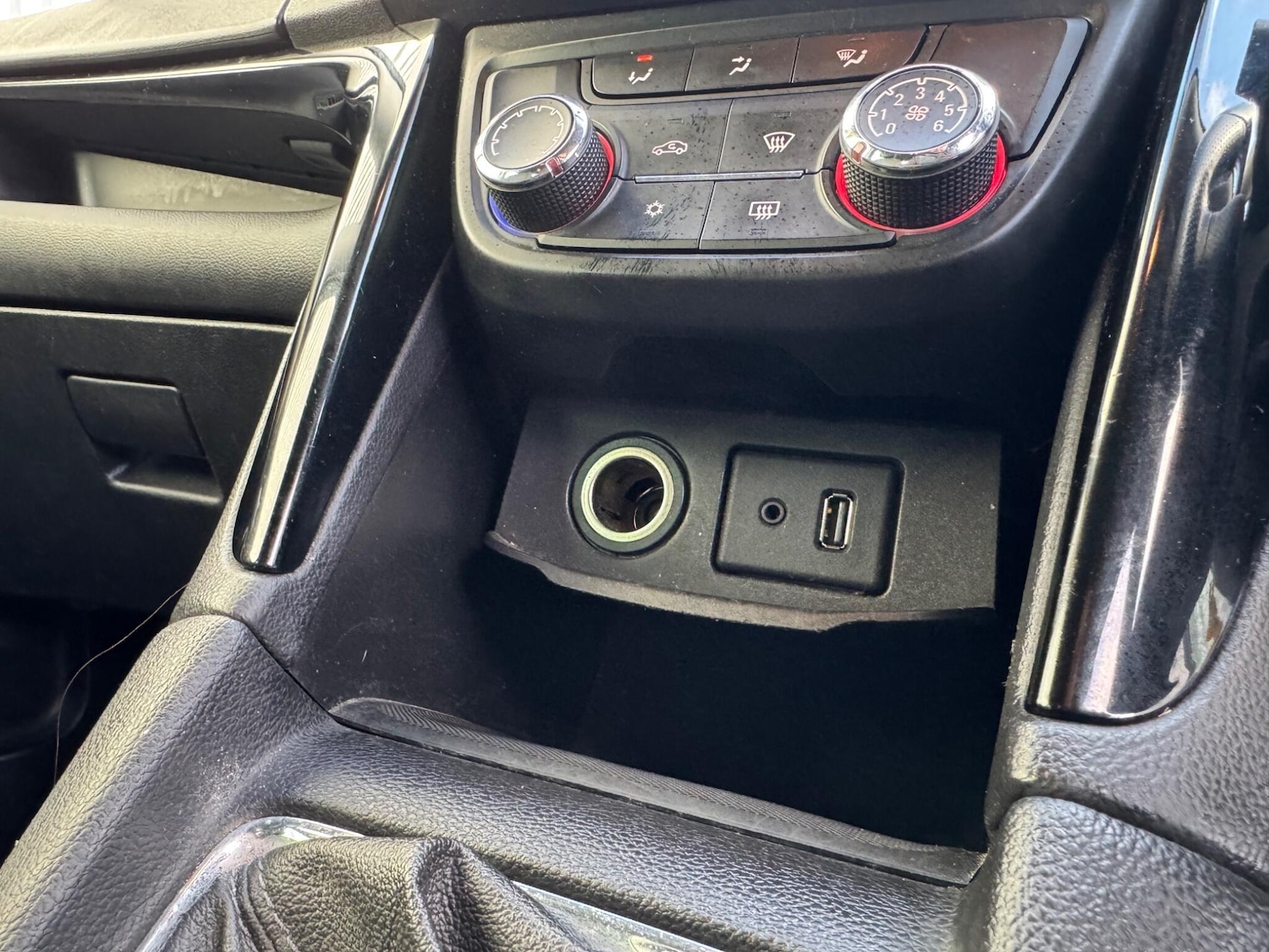 Used Vauxhall Zafira 2016 for sale - 78171191: Photo 25