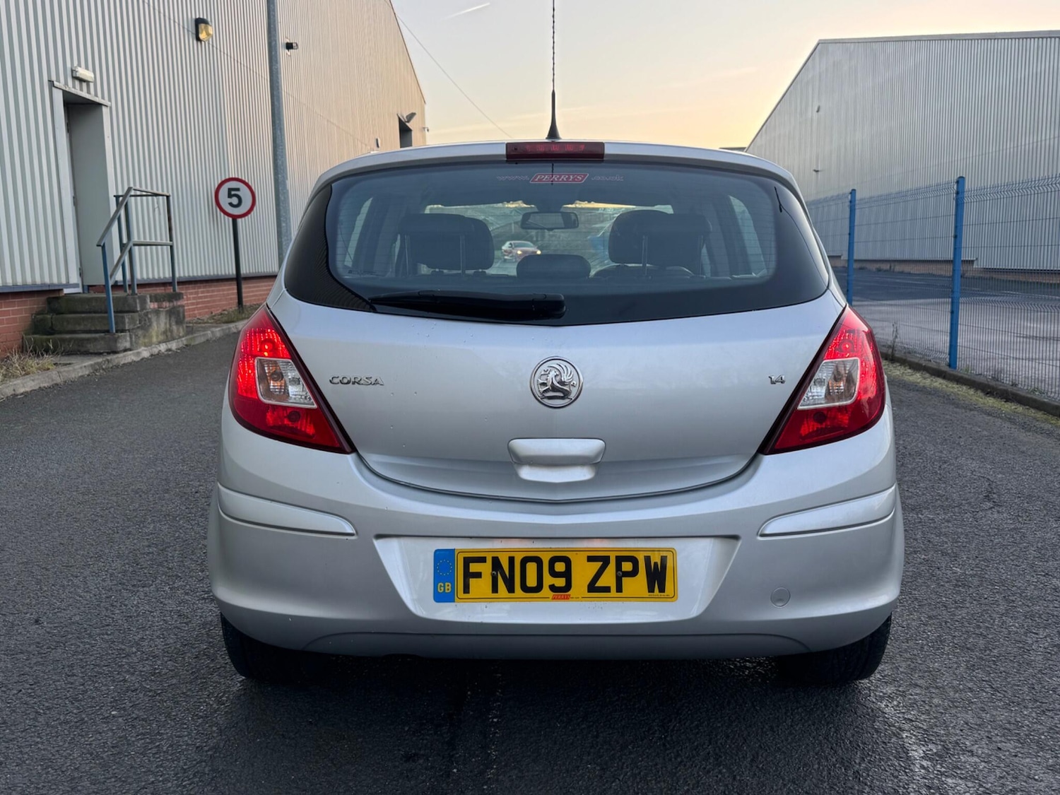 Used Vauxhall Corsa 2009 for sale - 77205099: Photo 11
