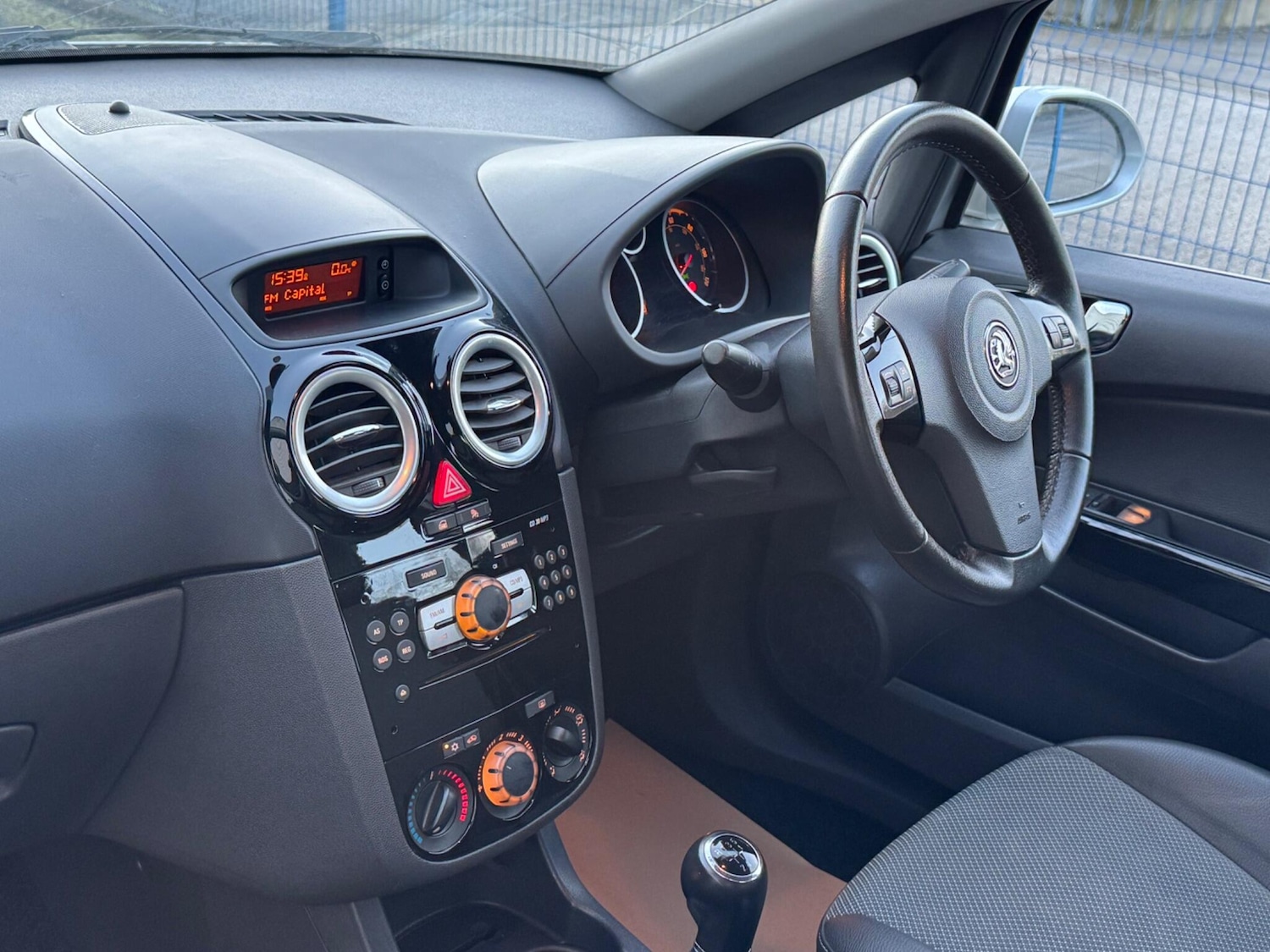 Used Vauxhall Corsa 2009 for sale - 77205099: Photo 20